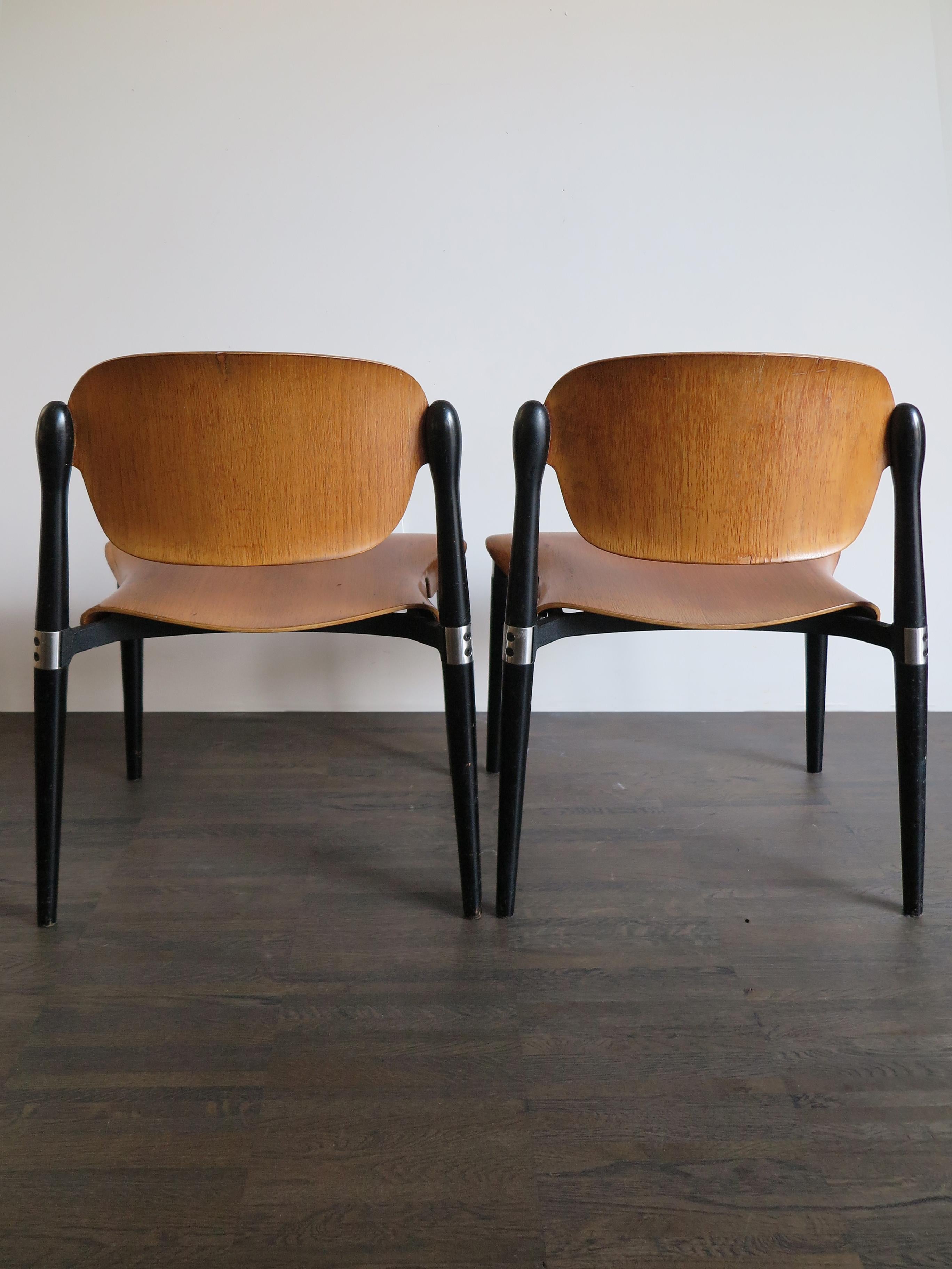Eugenio Gerli for Tecno Italian Curved Wood Dining Chairs Model “S832”, 1962 In Good Condition In Reggio Emilia, IT