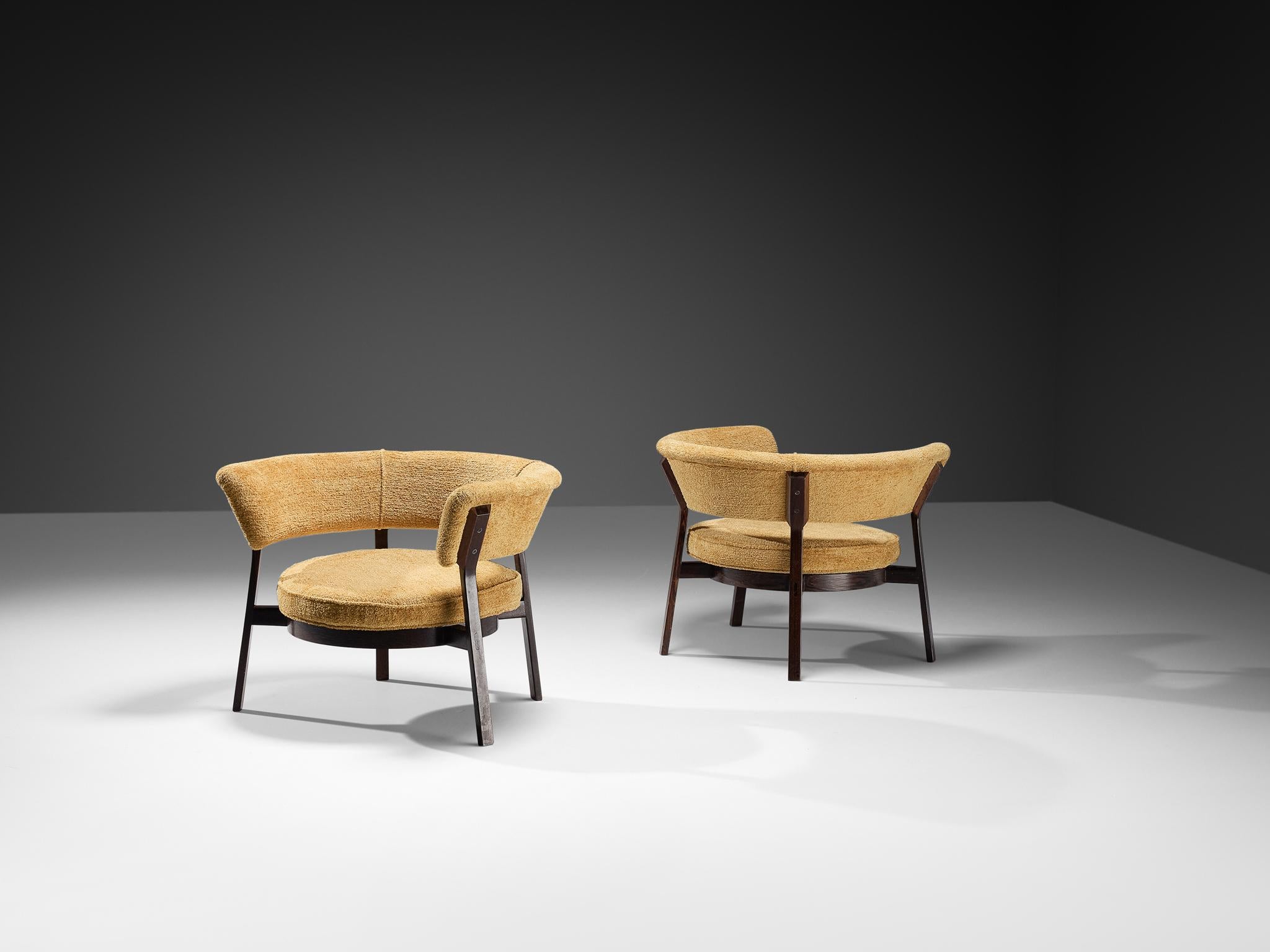 Eugenio Gerli for Tecno, armchairs, model 'P28', wengé, fabric, Italy, 1958

Eugenio Gerli designed these lounge chairs model P28 for the Italian furniture company Tecno, in 1958. The frame is characterized by an open and clean construction with