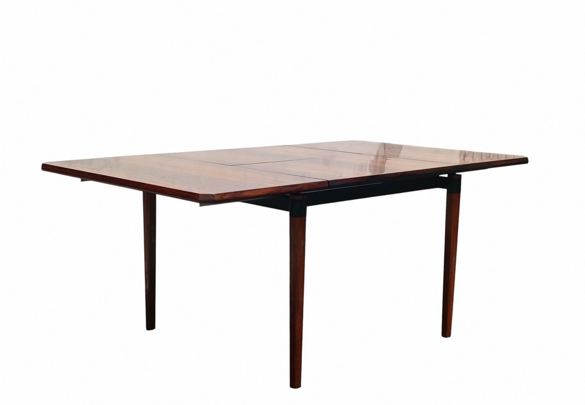 Mid-20th Century Eugenio Gerli per Tecno Tavolo da Pranzo Allungabile 