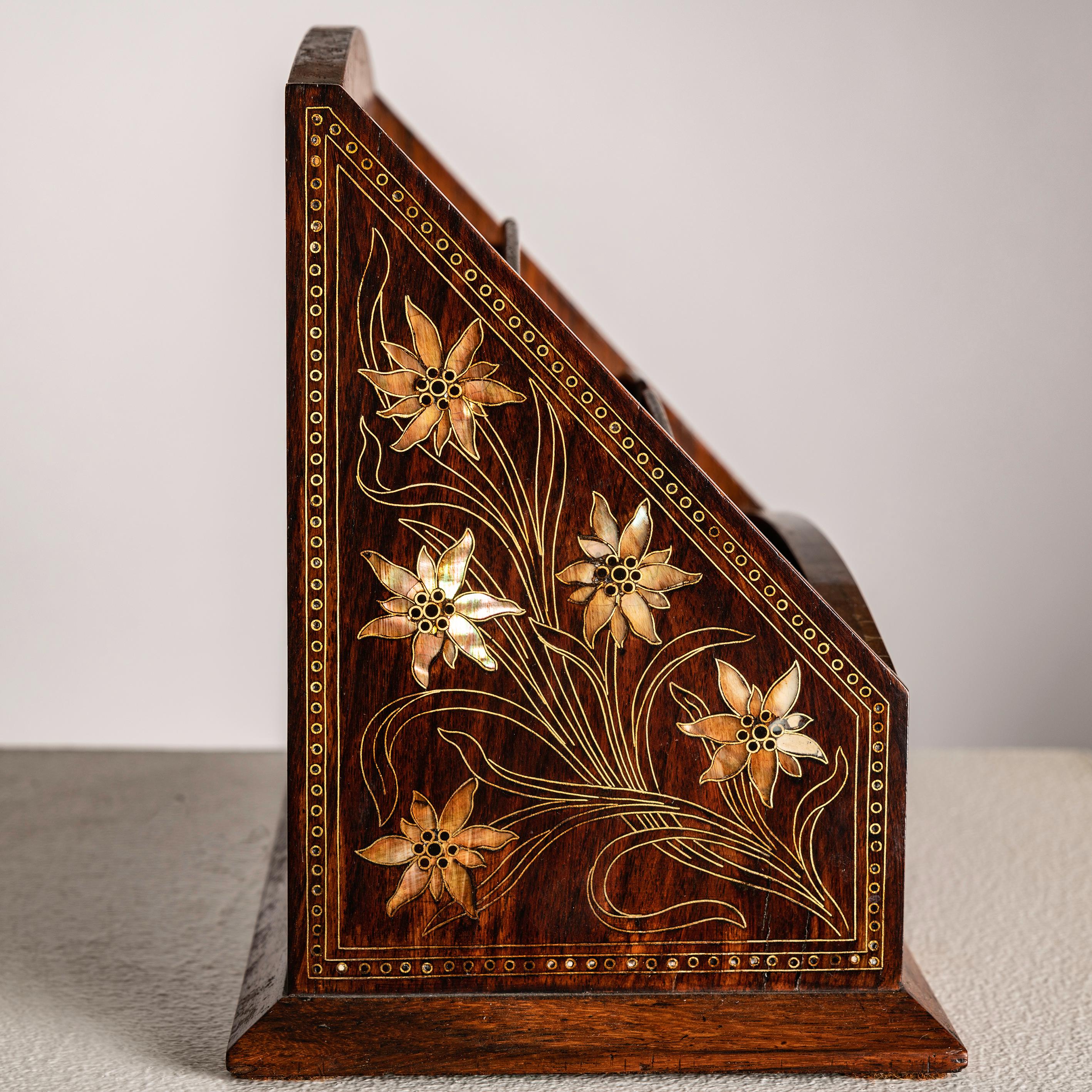 Eugenio Quarti Liberty Desk Suite w/ Chair & Paperbasket, Italy, Early 20th c. For Sale 5