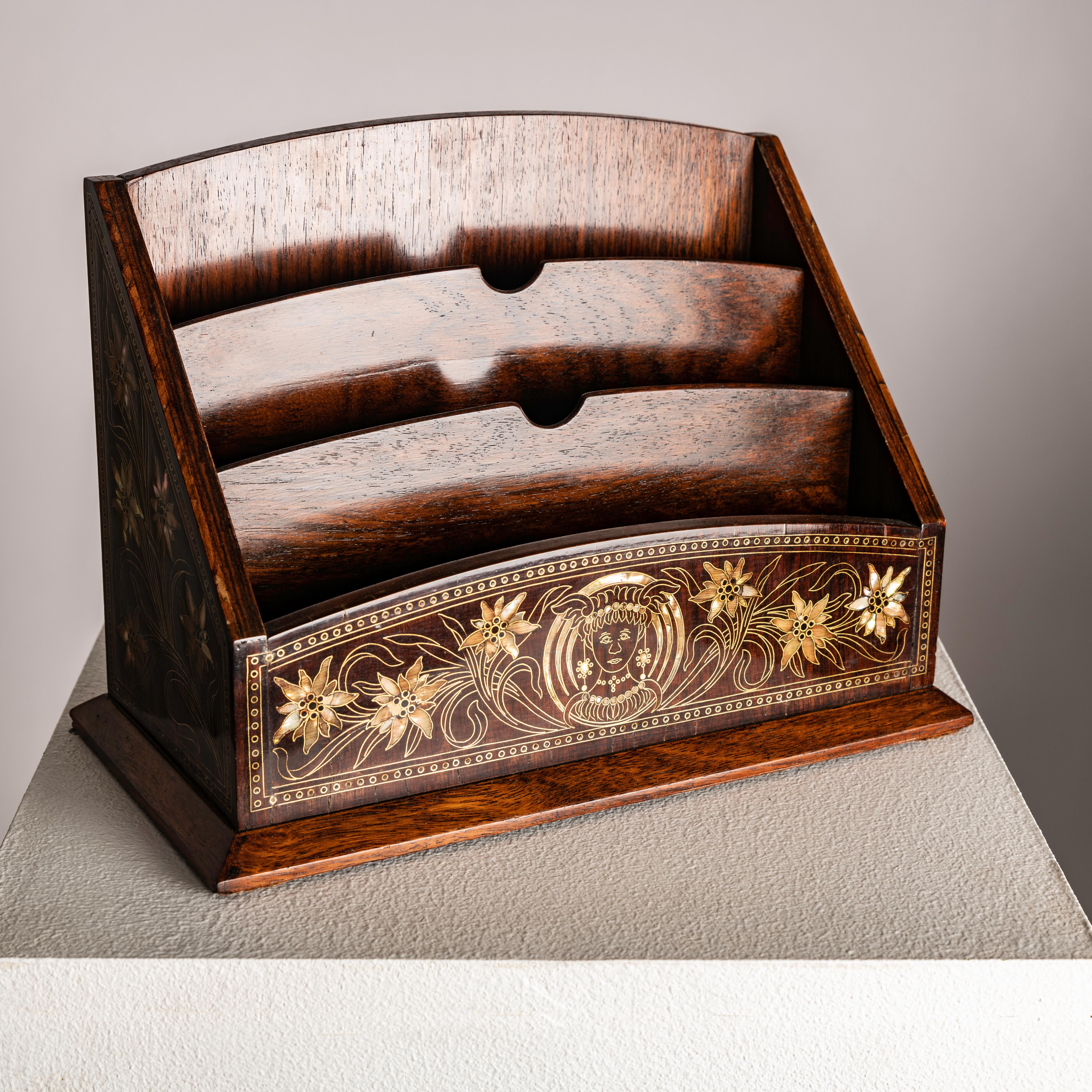 Eugenio Quarti Liberty Desk Suite w/ Chair & Paperbasket, Italy, Early 20th c. For Sale 6