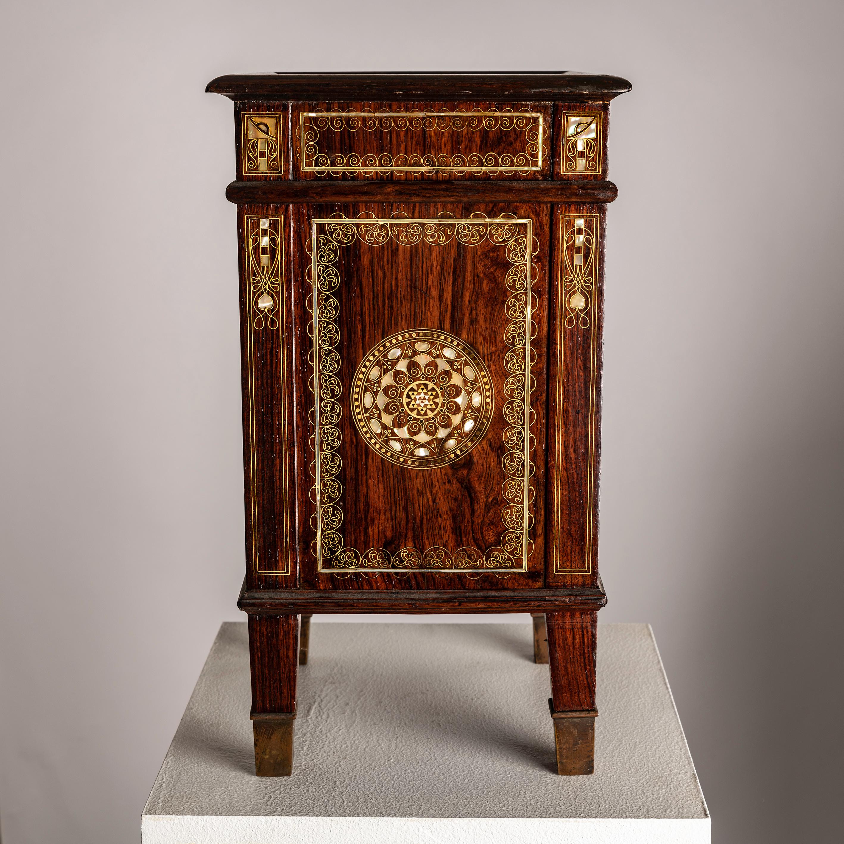 Eugenio Quarti Liberty Desk Suite w/ Chair & Paperbasket, Italy, Early 20th c. For Sale 7