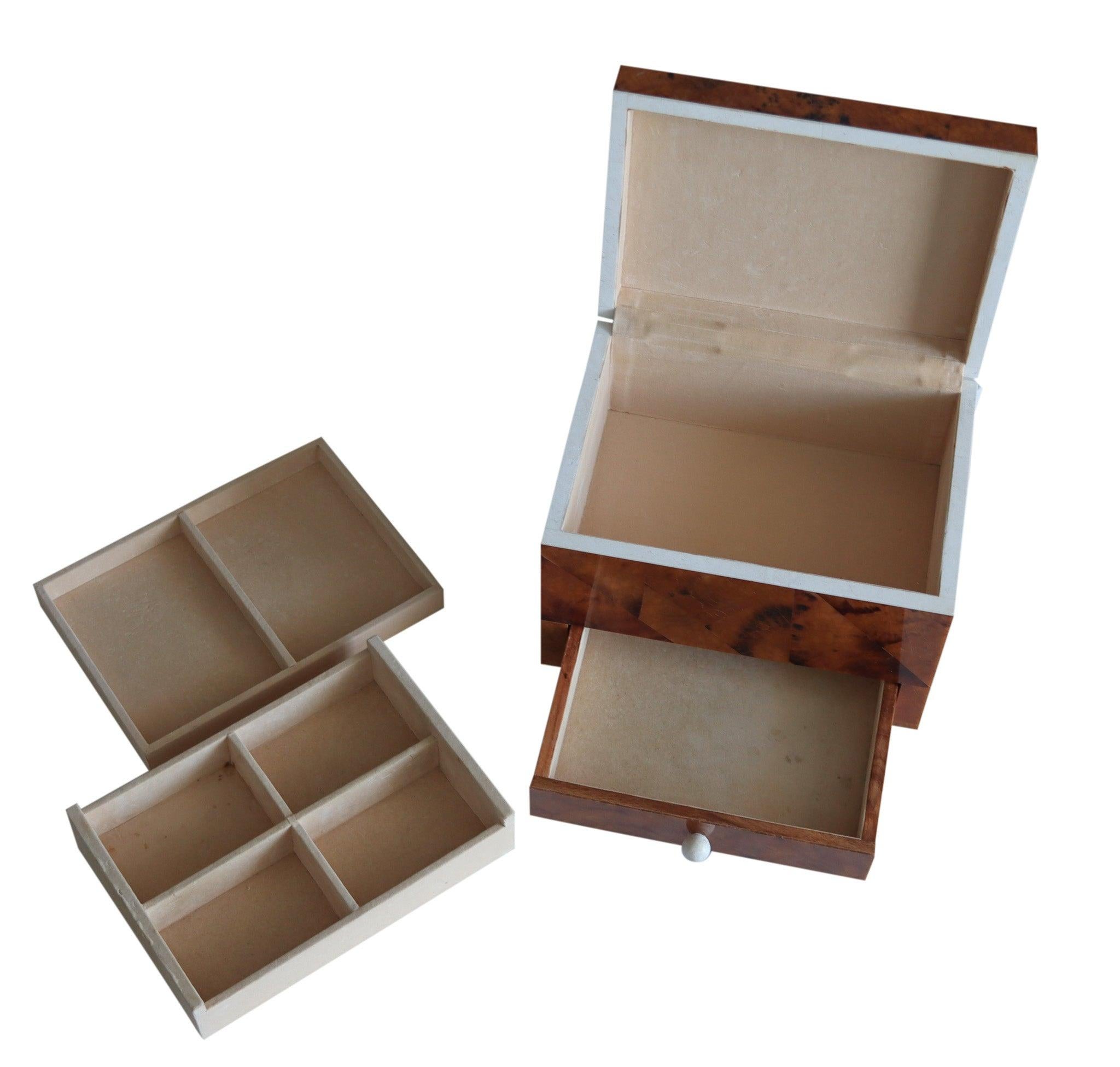 Mid-Century Modern EUGENIO TAVOLA For Oggetti Coffre à bijoux Corne tessellée et Wood précieux en vente