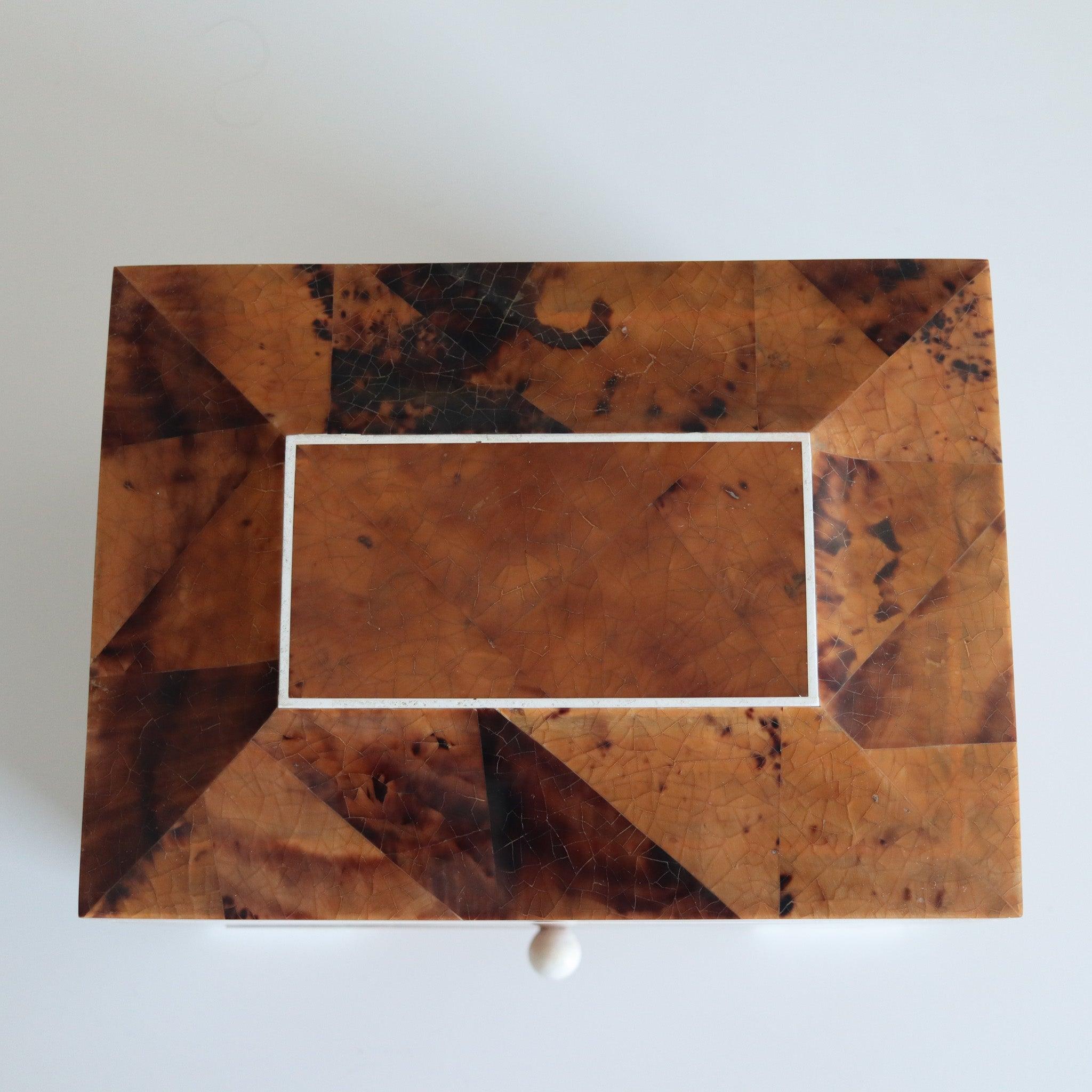 Fait main EUGENIO TAVOLA For Oggetti Coffre à bijoux Corne tessellée et Wood précieux en vente