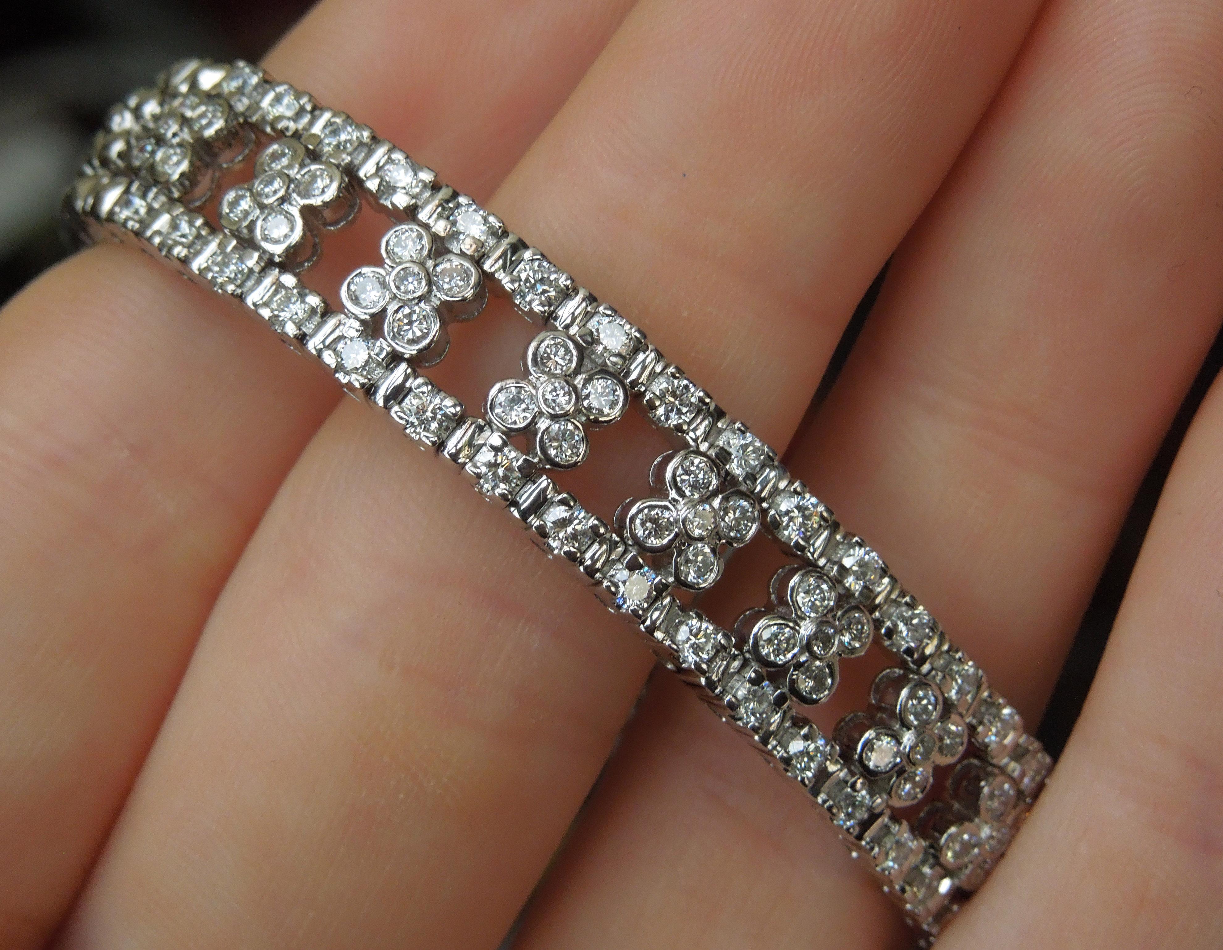 Round Cut Euro 18 Karat Diamond Cuff Eternity Bracelet For Sale