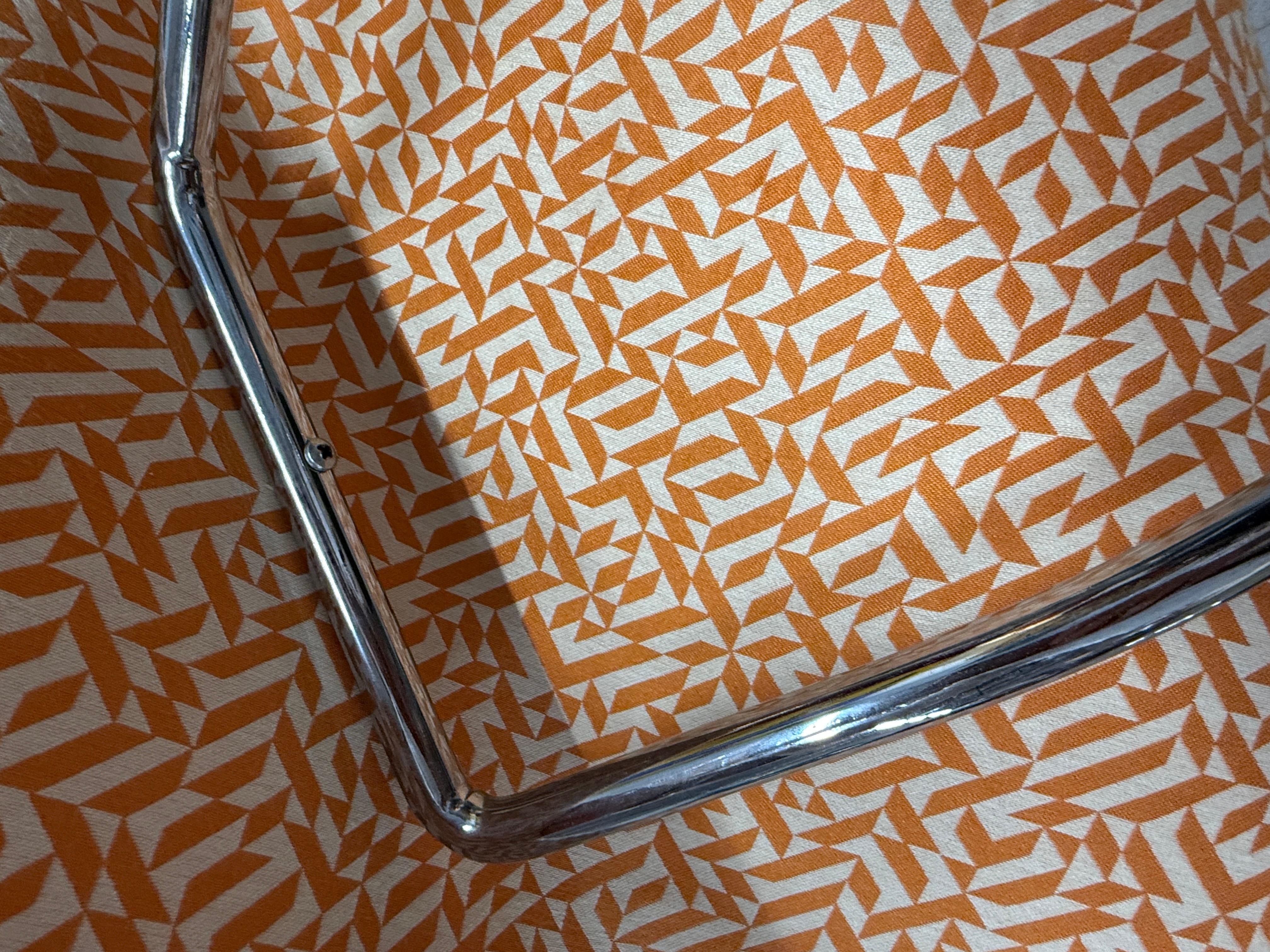 Euro Saarinen Womb Chair & Ottoman redone in Anni Albers Knoll Eclat Weave For Sale 3