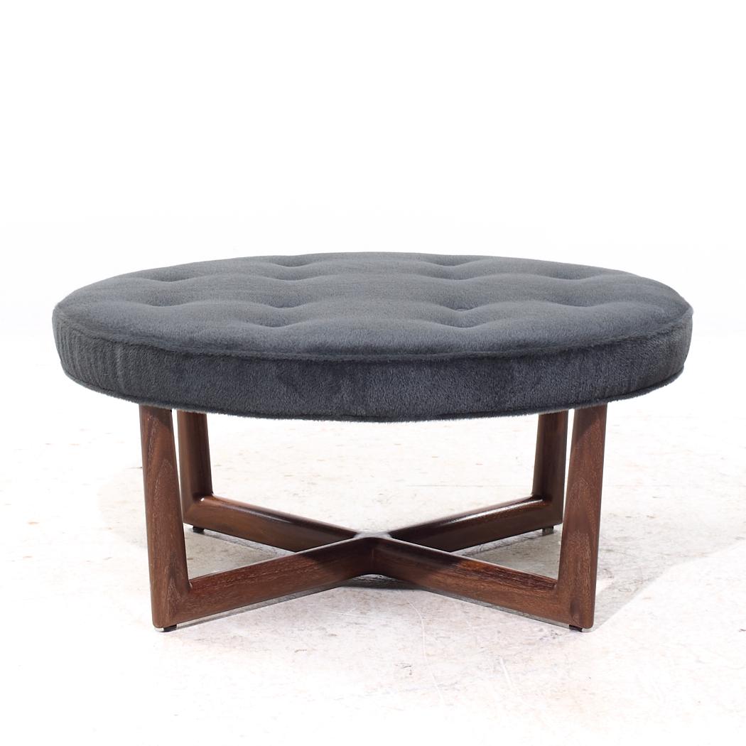Eurocraft Walnut and Mohair Ottoman

This ottoman measures: 37 wide x 37 deep x 17 inches high

We take our photos in a controlled lighting studio to show as much detail as possible. We do not Photoshop out blemishes.

CONDITION: This item is sold