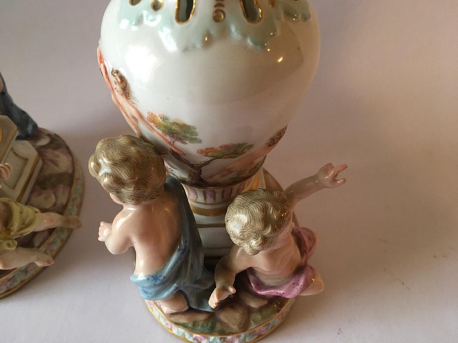 Europe Mid-19th Century Meissen Pair Porcelain Vases For Sale 7