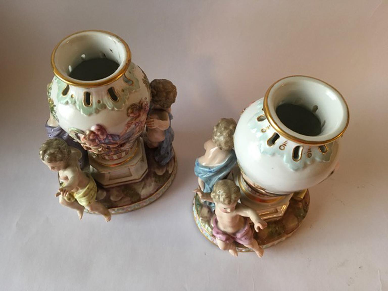 Europe Mid-19th Century Meissen Pair Porcelain Vases For Sale 9