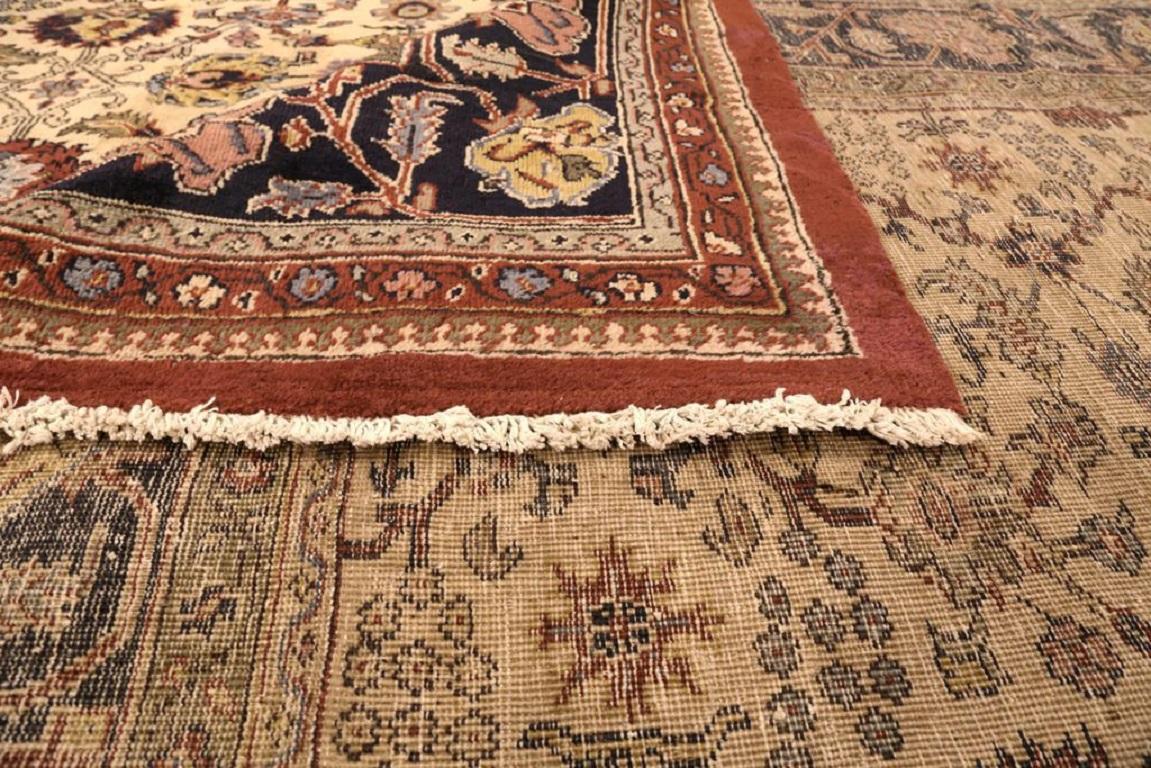 Europe Romanian Over Size Rug Circa 1910 - Wool Ivory Navy Blue Red 73105 In Excellent Condition For Sale In Dallas, TX