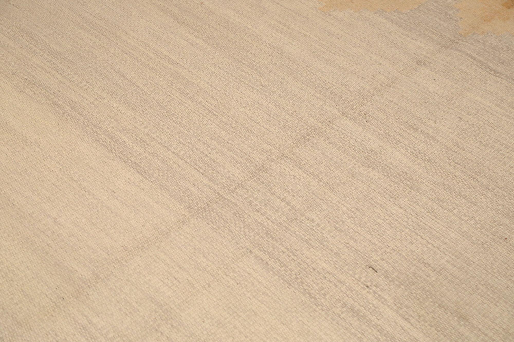 Europe Schwedische Kollektion Kleiner Teppich - Wolle Elfenbein Design - 97365 (Europäisch) im Angebot