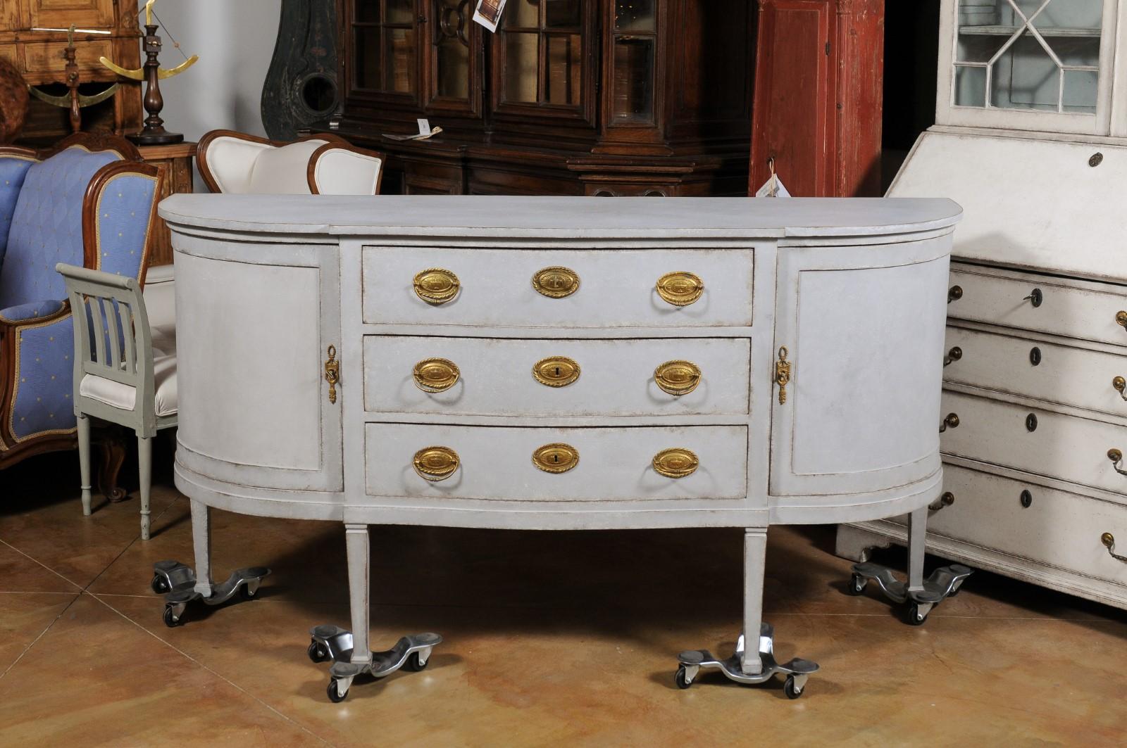 European 1830s Painted Demilune Sideboard with Three Drawers and Rounded Doors For Sale 8