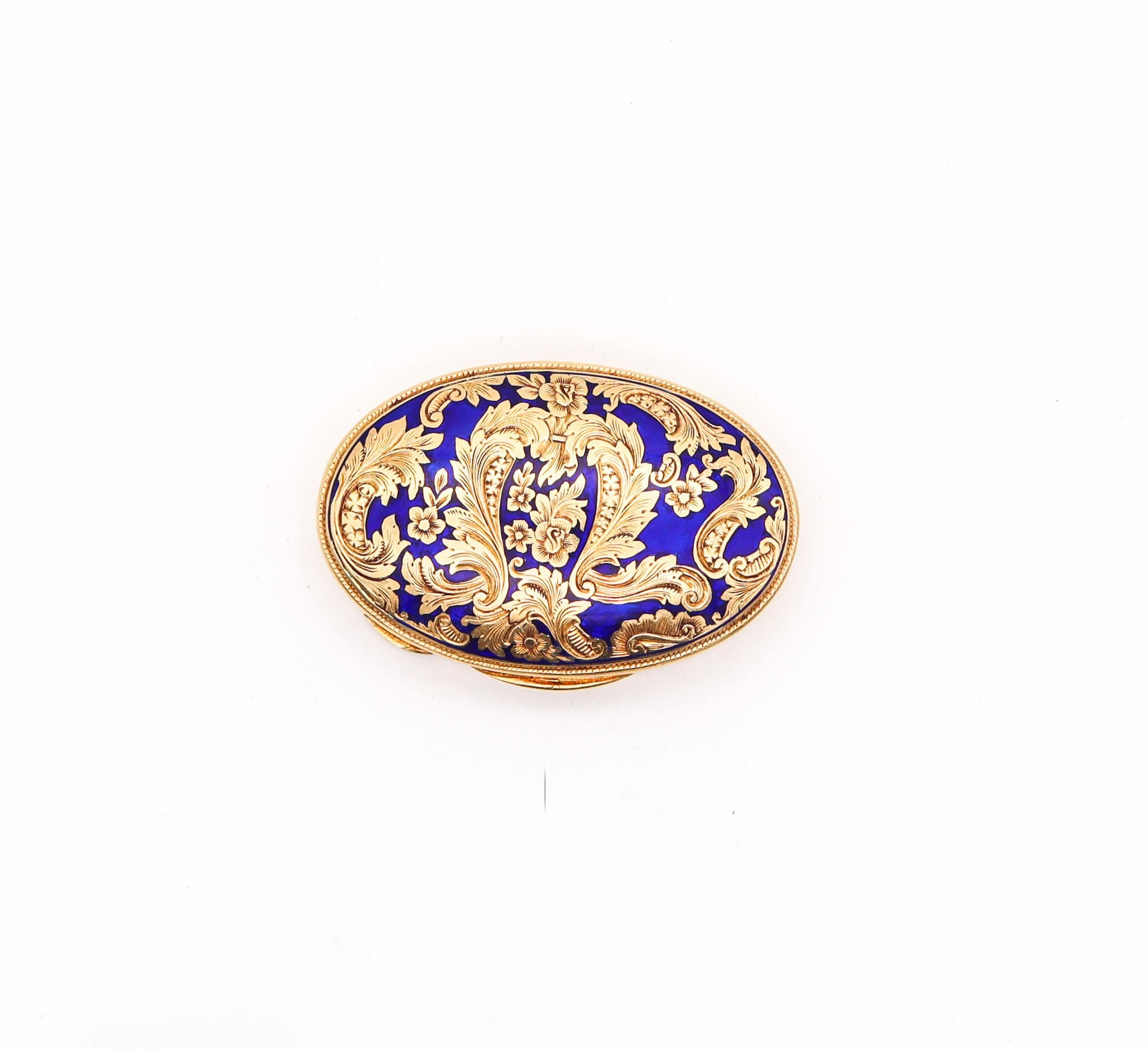 European 1930 Baroque Revival Blue Enameled Pill Box In Solid 18Kt yellow Gold For Sale 2