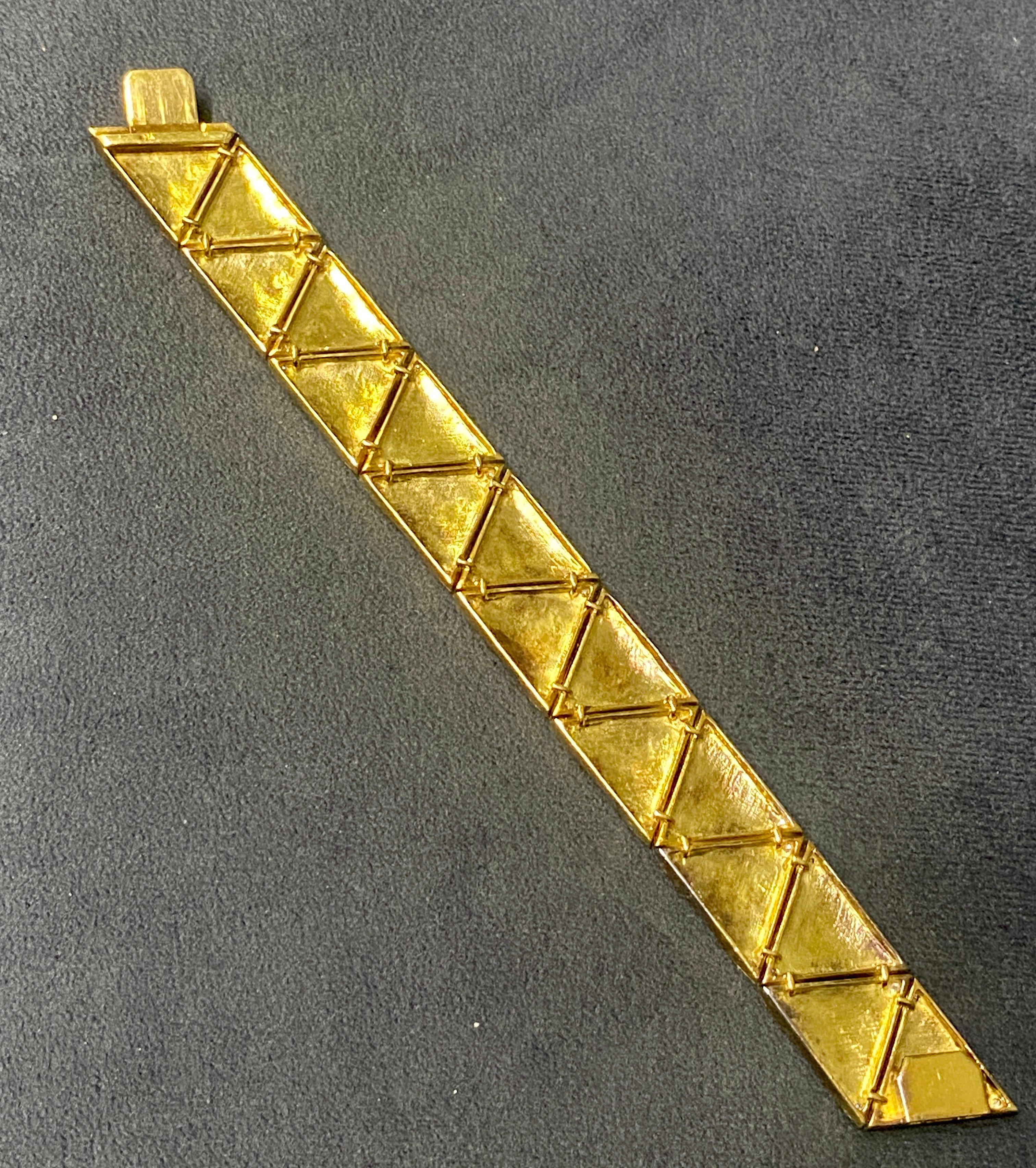 Women's European 1970s hand engraved 18k gold and diamond bracelet For Sale