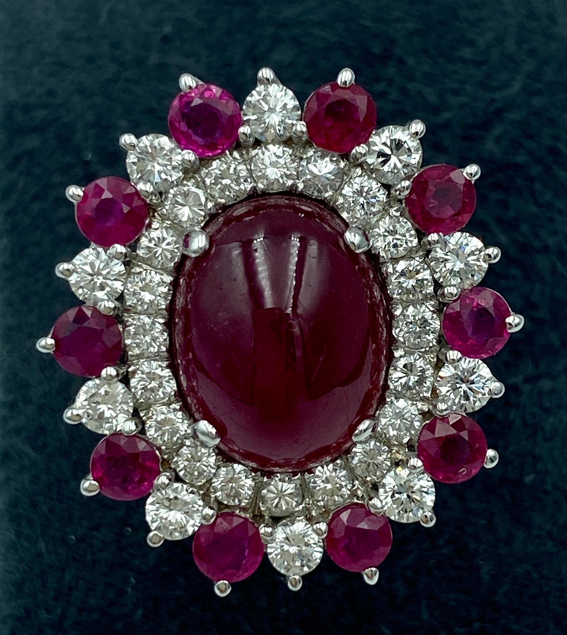 European 1980s cabochon ruby and diamond cocktail ring In Excellent Condition For Sale In London, GB