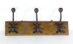 European 3 Wrought Iron Hooks Wood Mount Wall Rack