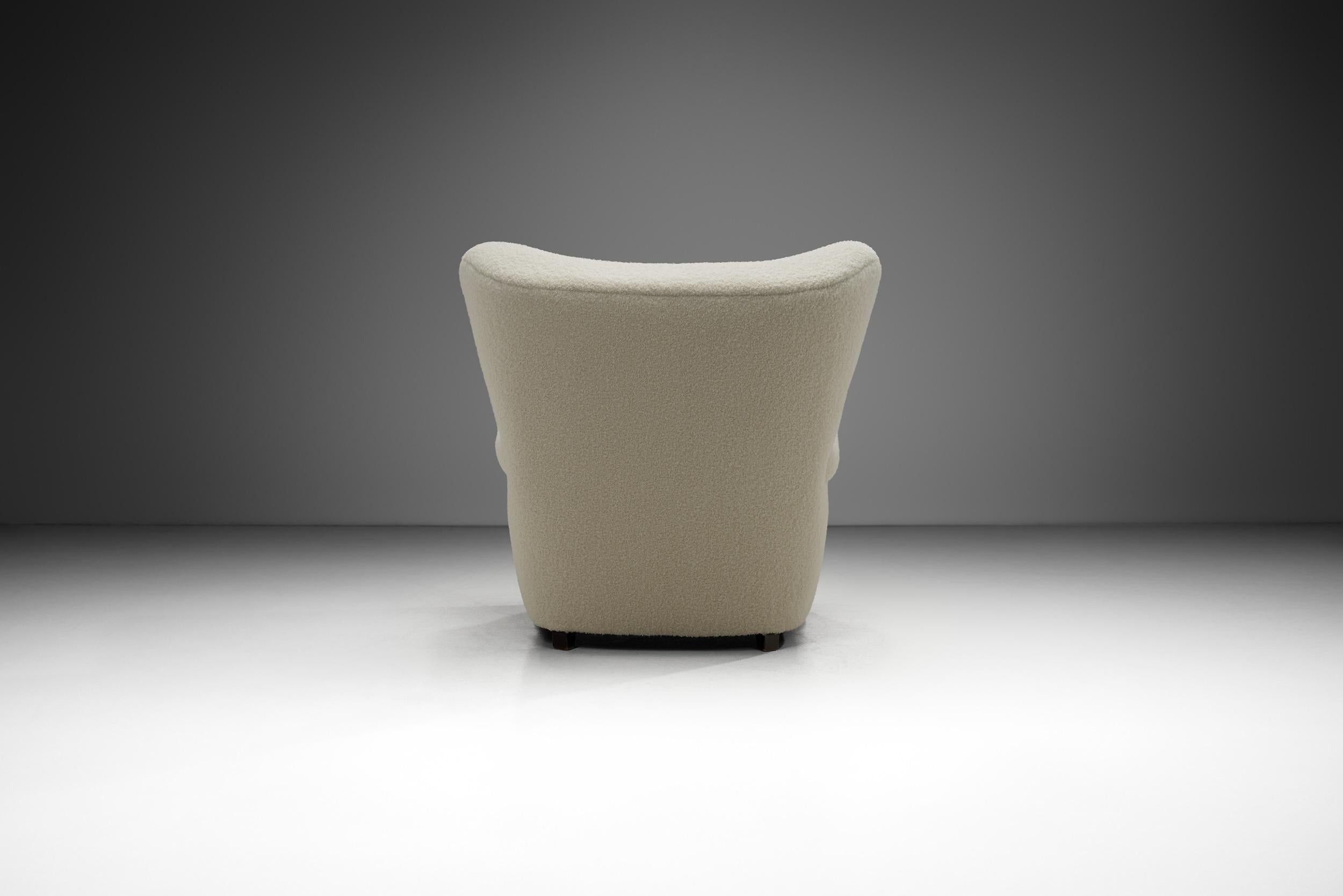 Fabric European Armchair in White Upholstery, Europe 20th Century For Sale