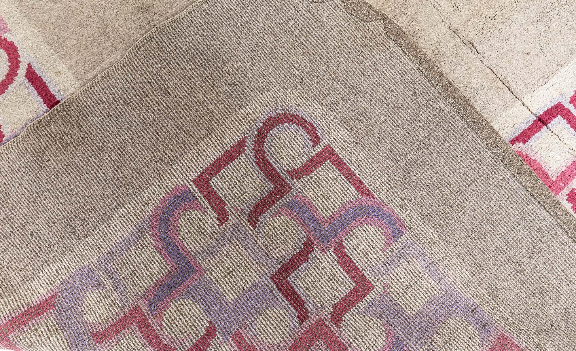 Tapis européen Art déco (taille ajustée) Doris Leslie Blau en vente 2