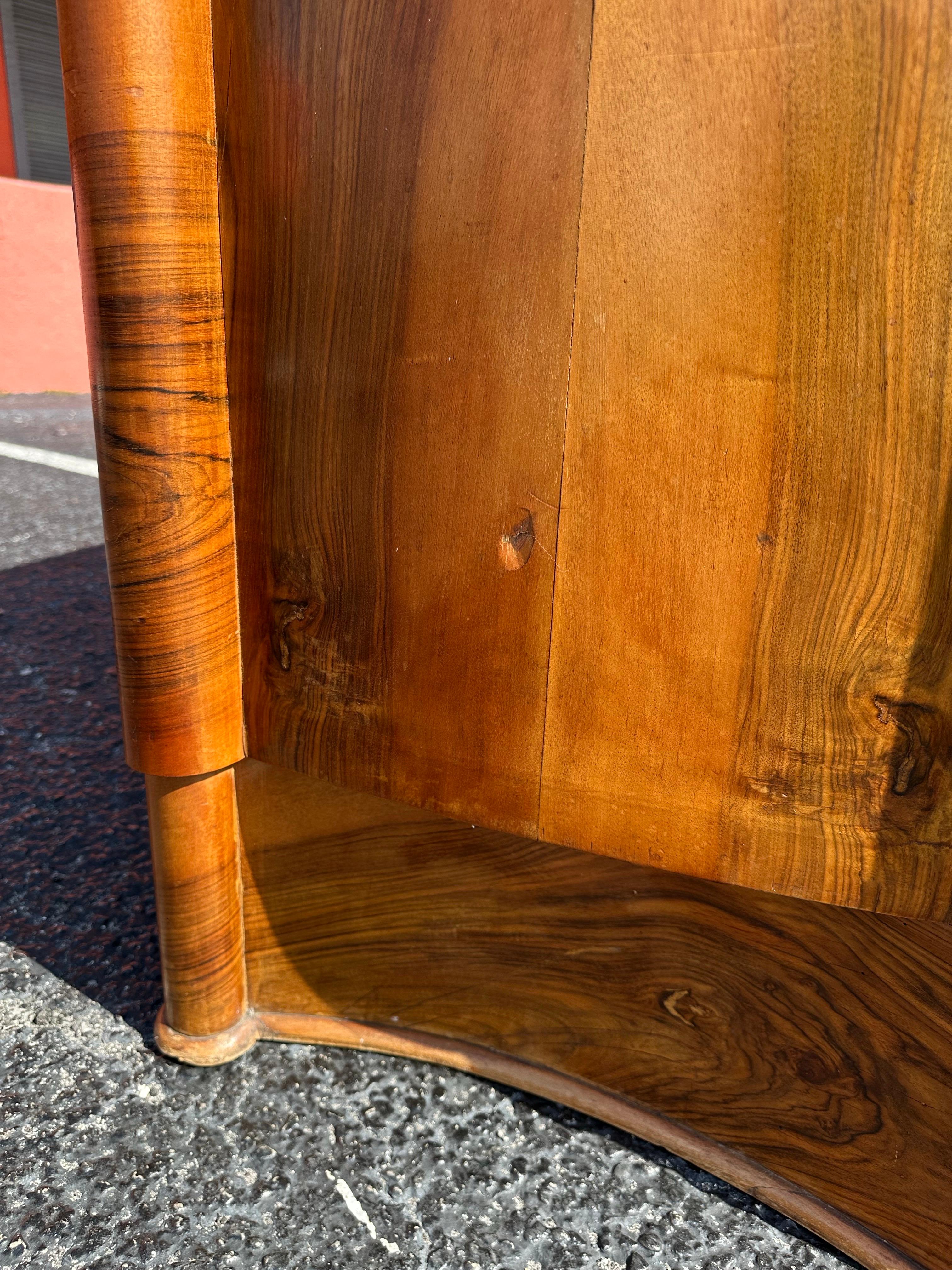 Specchio Credenza Art Deco europea in legno di noce e boro in vendita