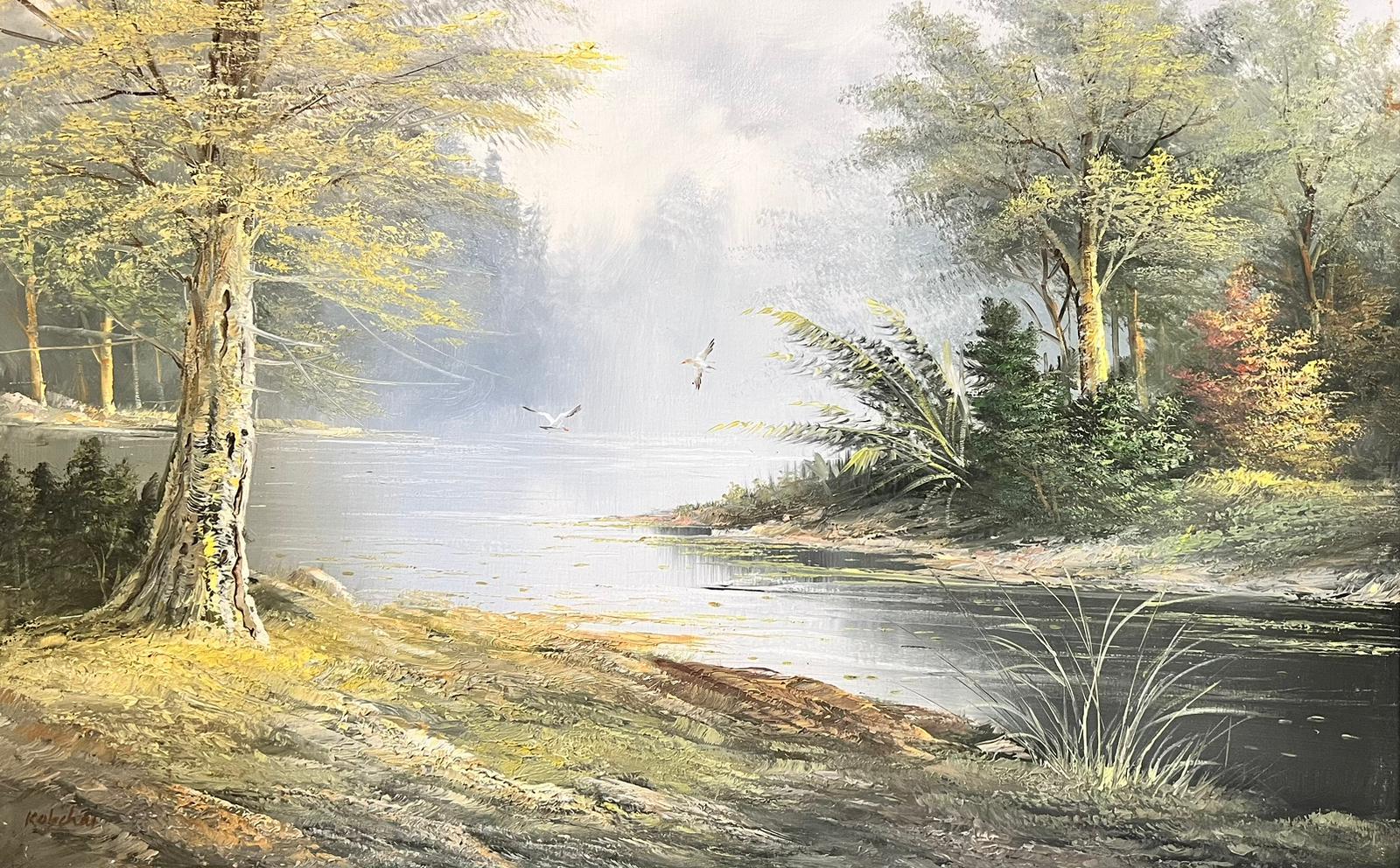 Grande peinture à l'huile traditionnelle signée avec cadre enveloppant doré - Oiseaux des bois de rivière - Painting de European Artist