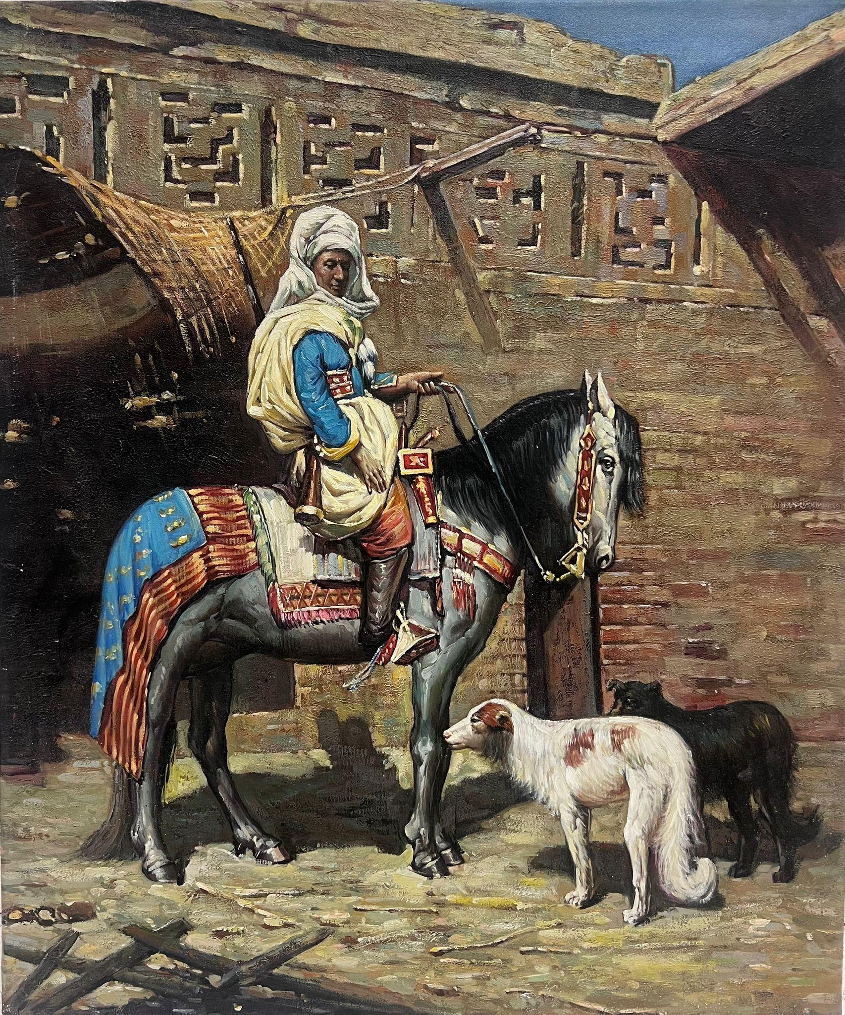 European Artist Figurative Painting – Nordafrikanische orientalische Szene, Mann zu Pferd mit Hunden, außerhalb des Stadtgebäudes