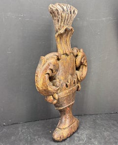 European Baroque Large Architectual Wood Gilt Wall Fragment