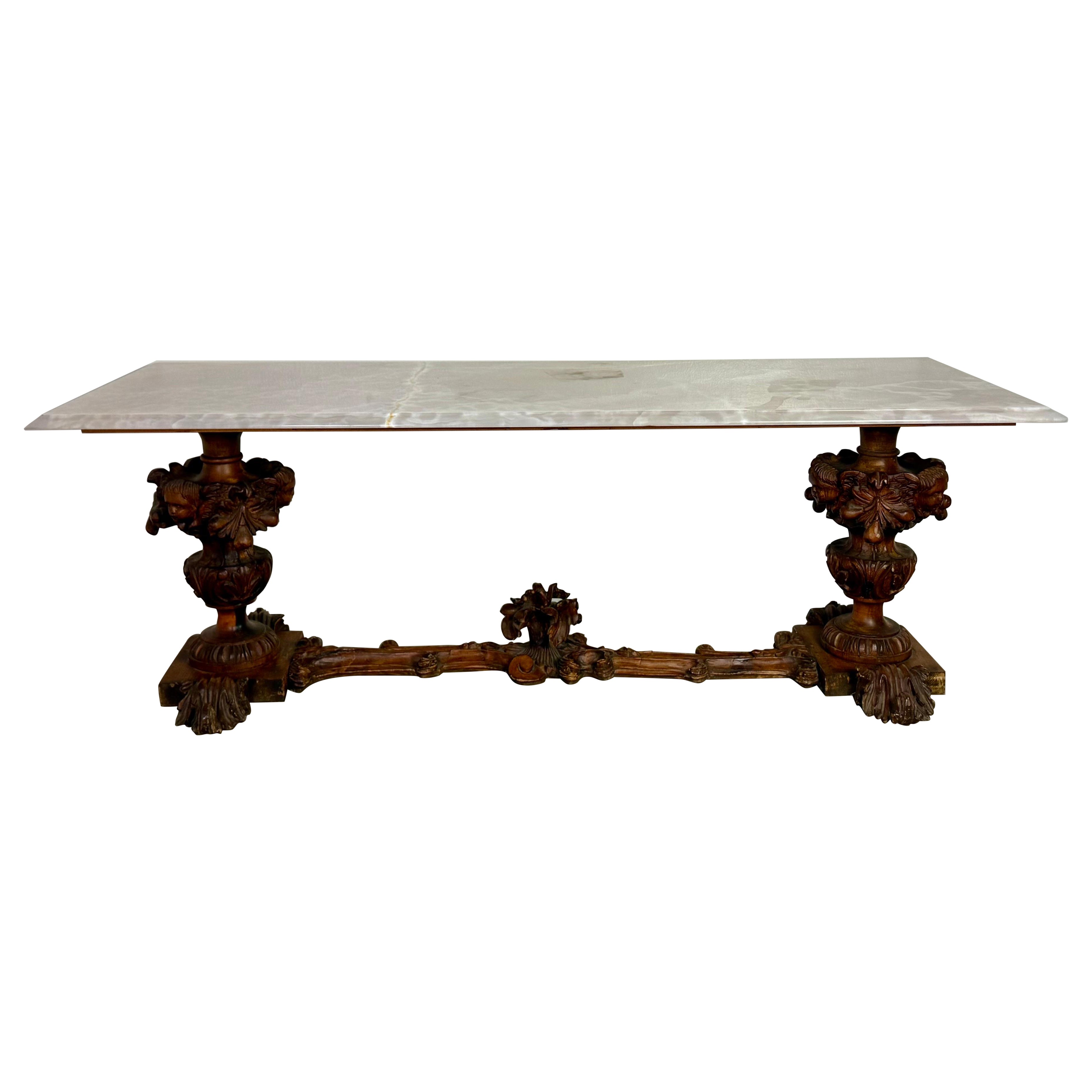 Mesa de centro europea de renacimiento barroco con tapa de piedra de ónice, finales del siglo XIX en venta