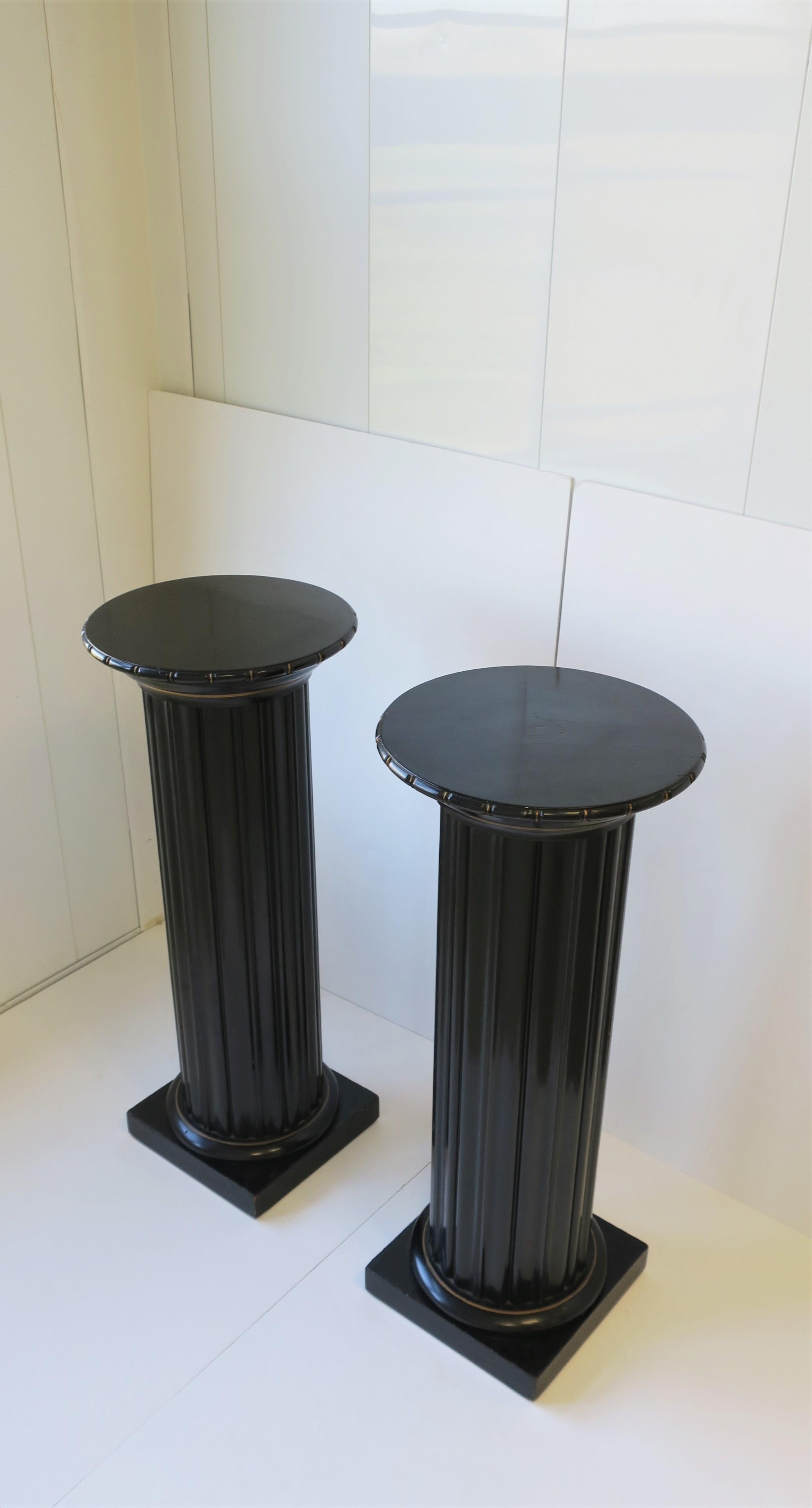 Black Lacquer Wood Pillar Column Pedestal Stand in the Neoclassical Design 2