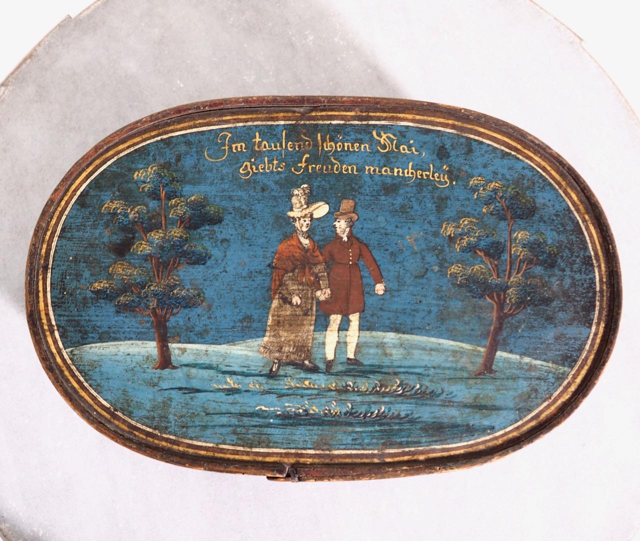 Boîte européenne dans sa peinture d'origine, début du 19ème siècle Bon état - En vente à Aalsgaarde, DK