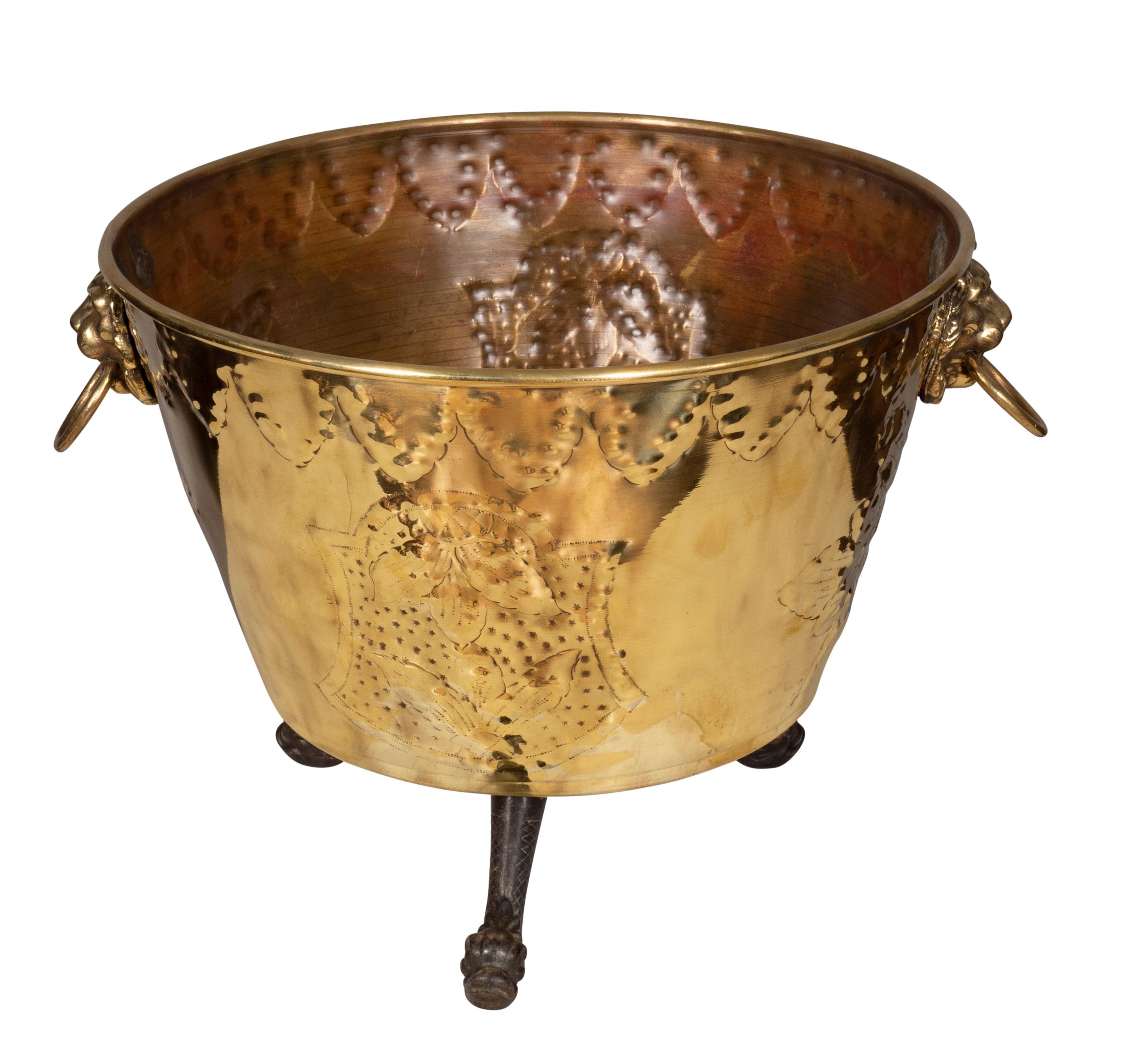 19th Century European Brass Fireplace Bucket For Sale