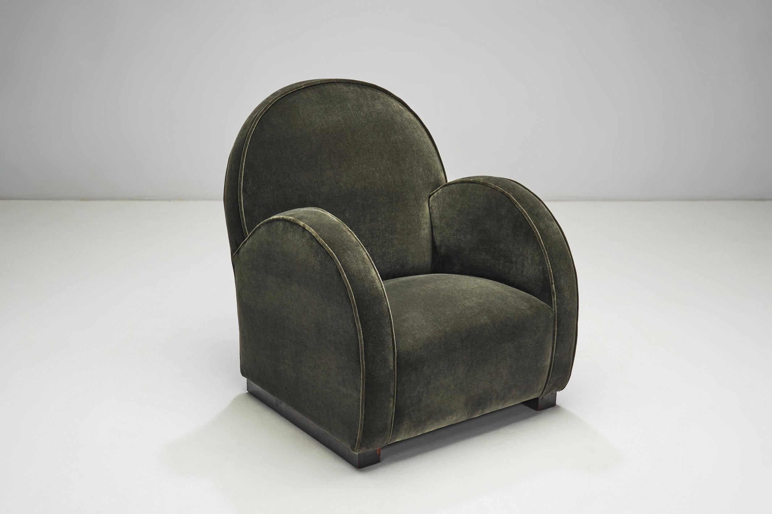 European Cabinetmaker Upholstered Armchairs, Europe ca 1940s 3