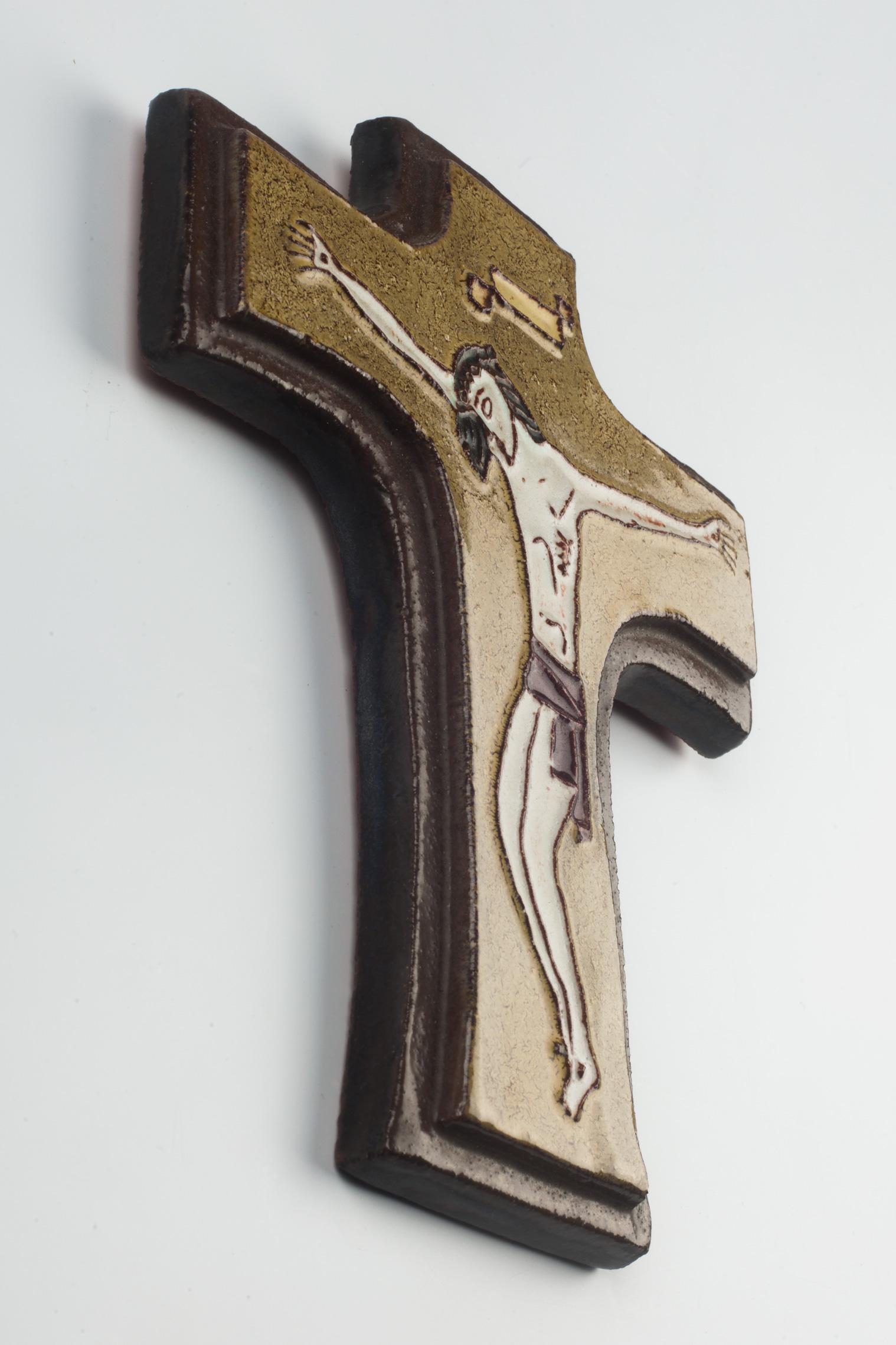 European Ceramic Crucifix, Brown, Beige, 1960s In Good Condition In Chicago, IL