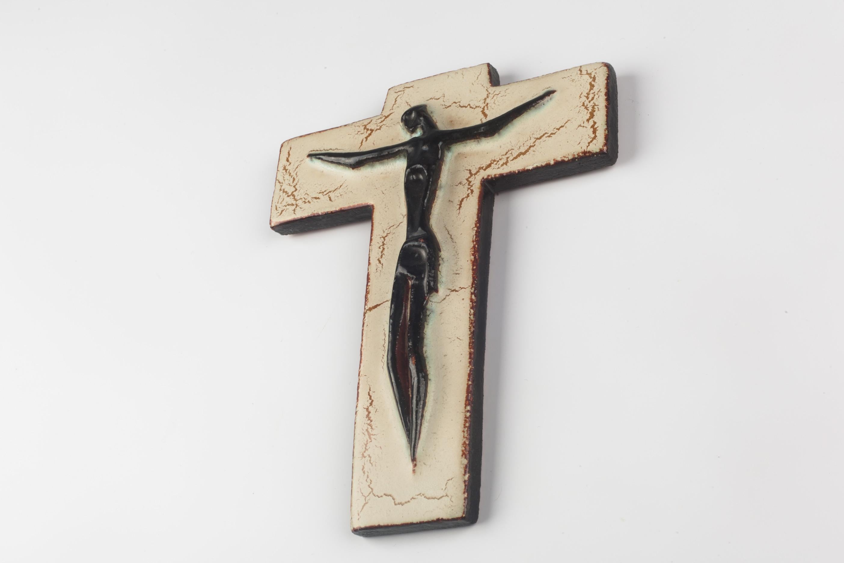 Mid-Century Modern European Ceramic Crucifix in Black, Brown, Beige, 1960s