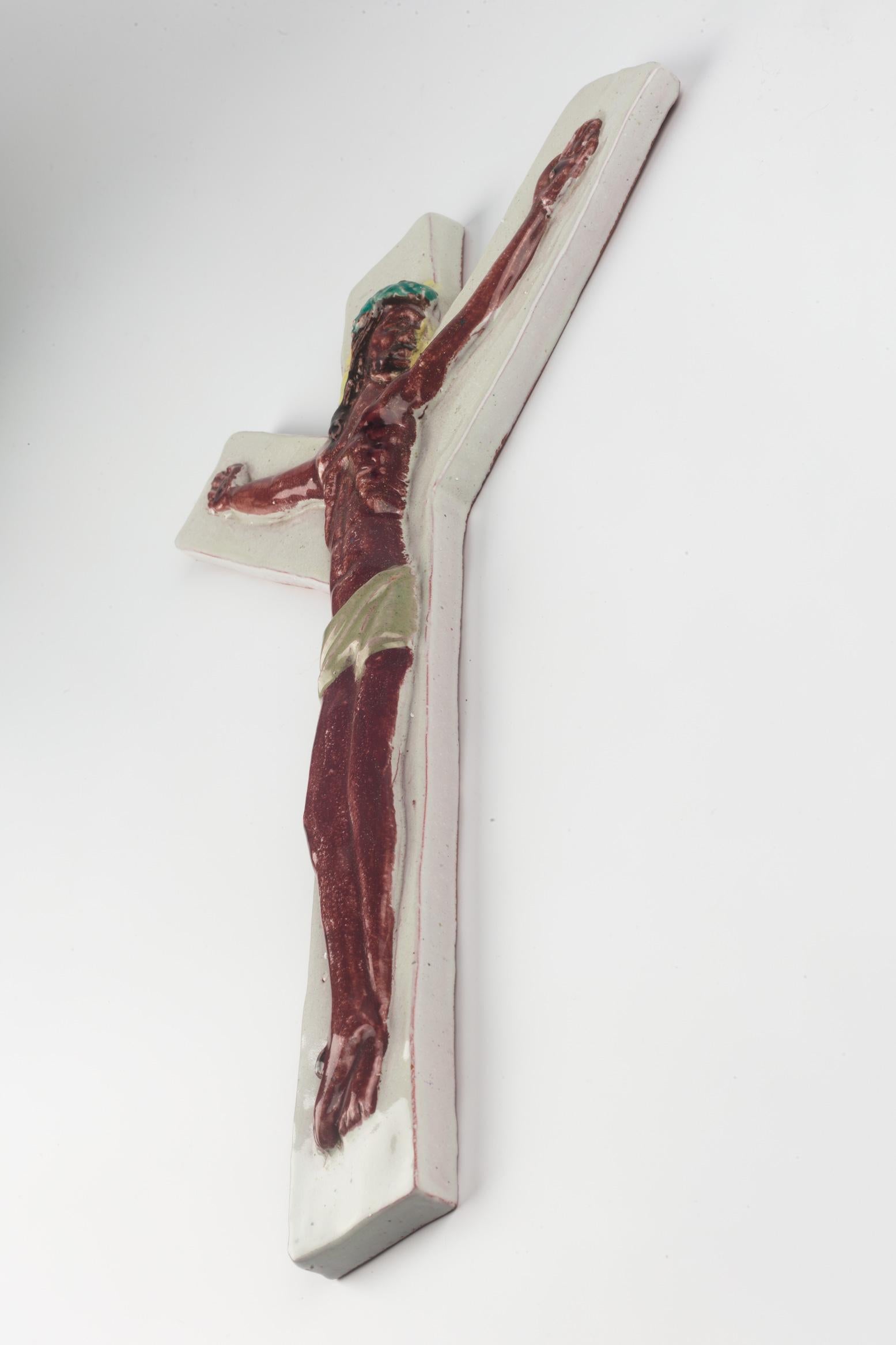 European Ceramic Crucifix in Brown, Yellow, Teal, White, 1970s In Good Condition In Chicago, IL