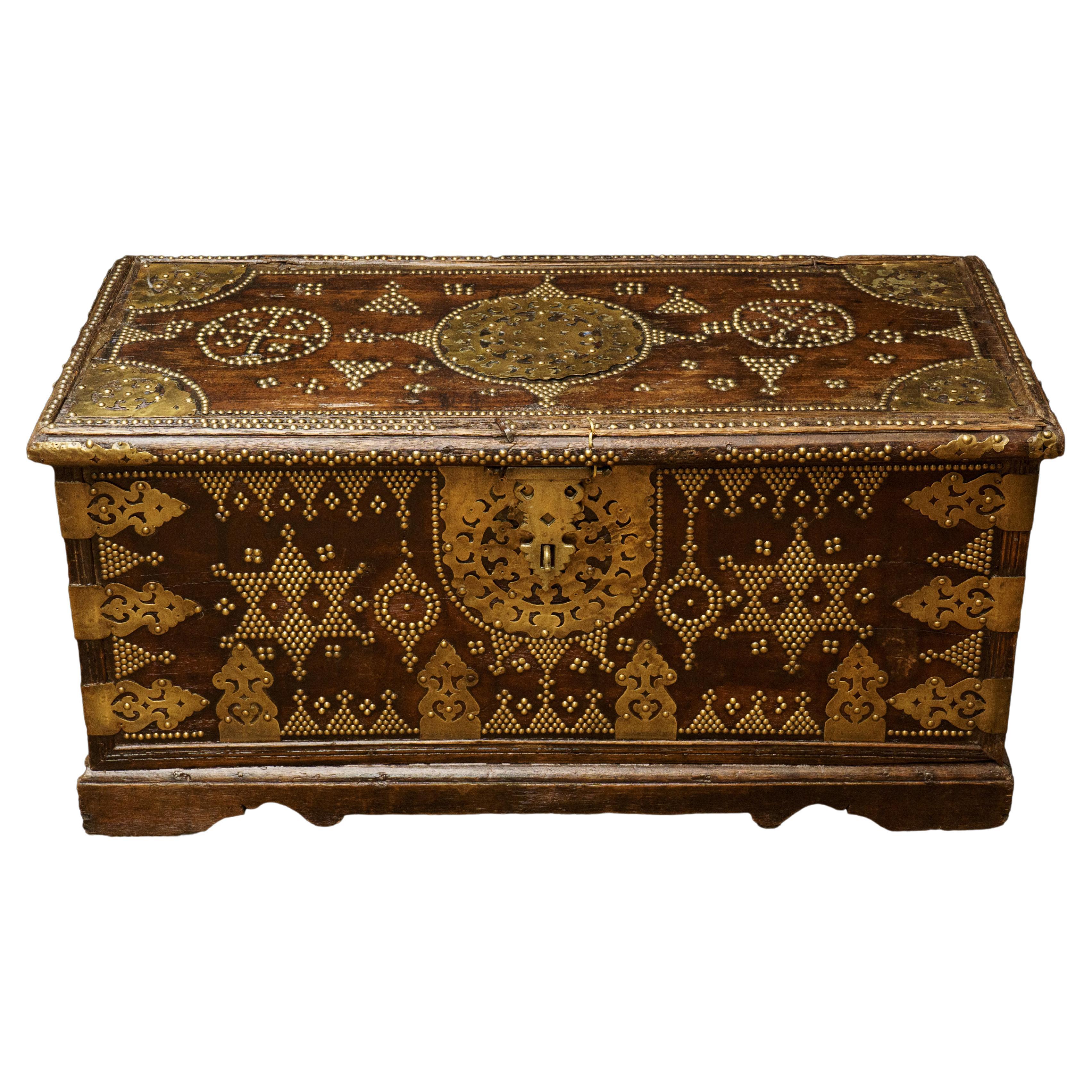 18th Century Continental Storage Chest For Sale