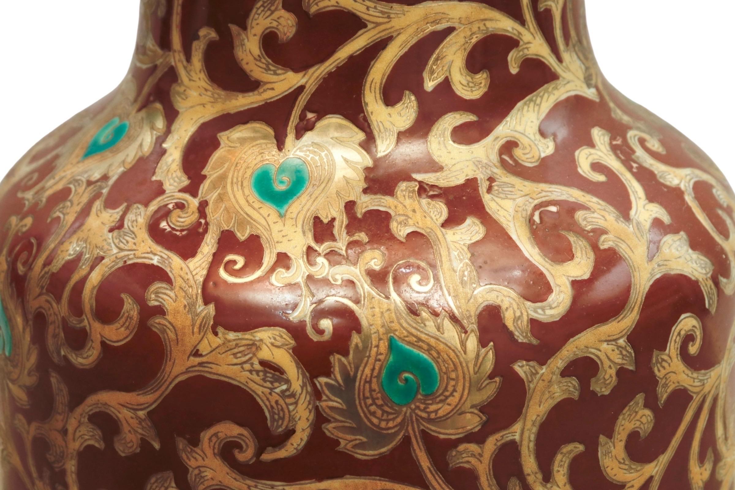 Ceramic European Chinoiserie Table Lamp in Red and Gold For Sale