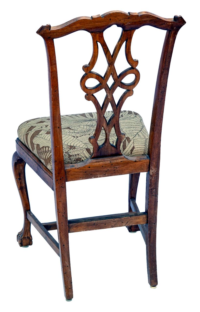 Sedie da sala da pranzo in stile Chippendale europeo; set / 8 in vendita 3