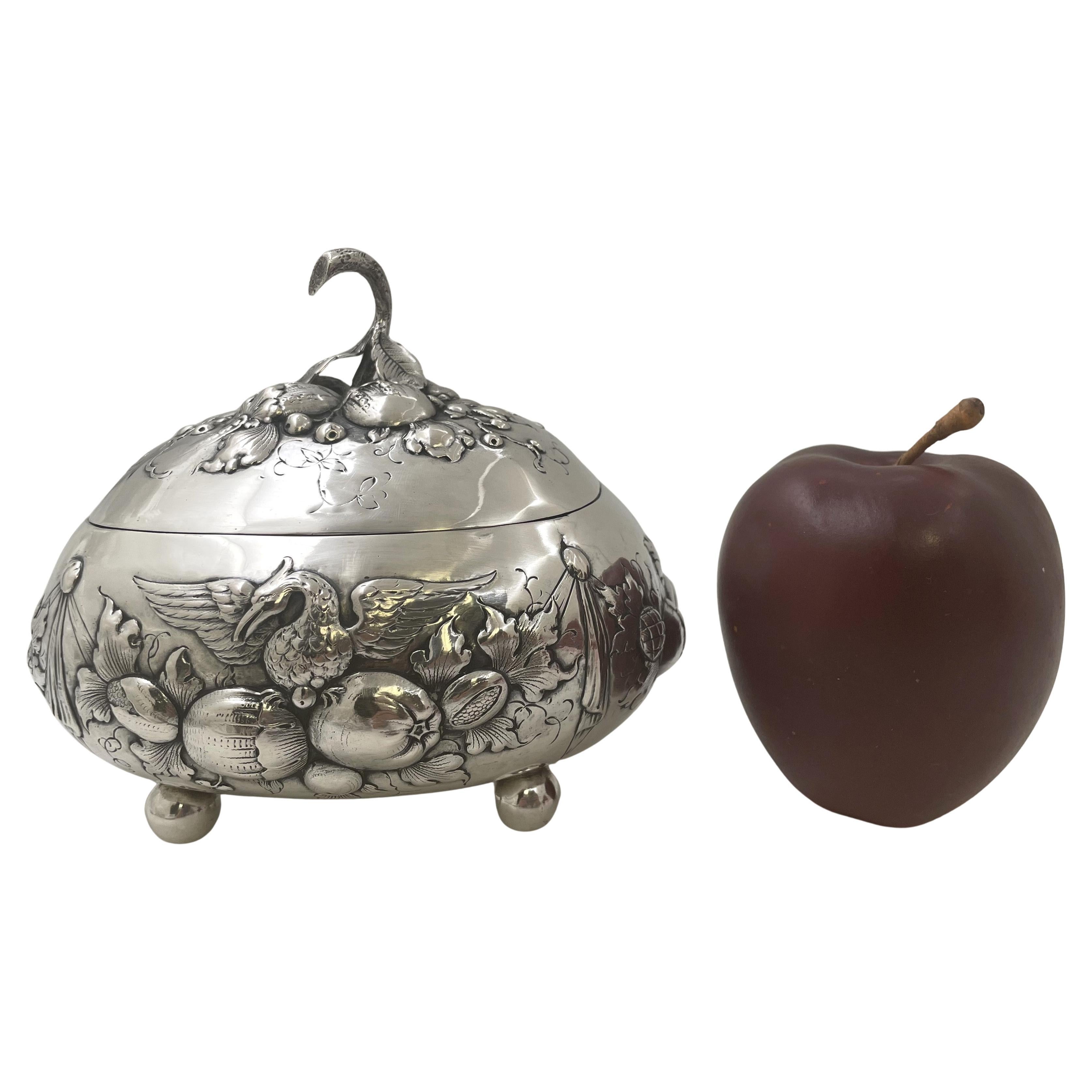 Caja de plata continental europea Etrog Esrog del siglo XIX