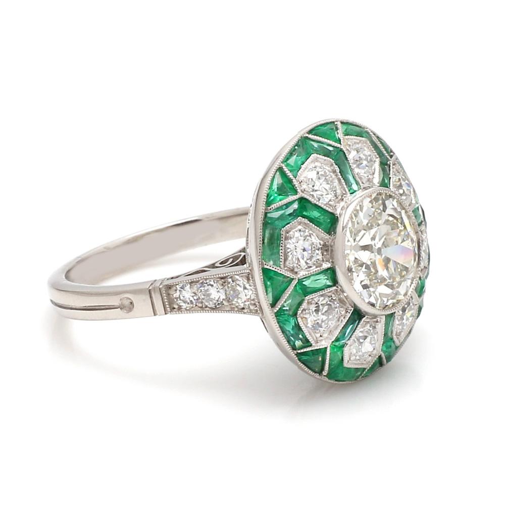 Bague avec diamant taille européenne et émeraude taille française Excellent état - En vente à Scottsdale, AZ
