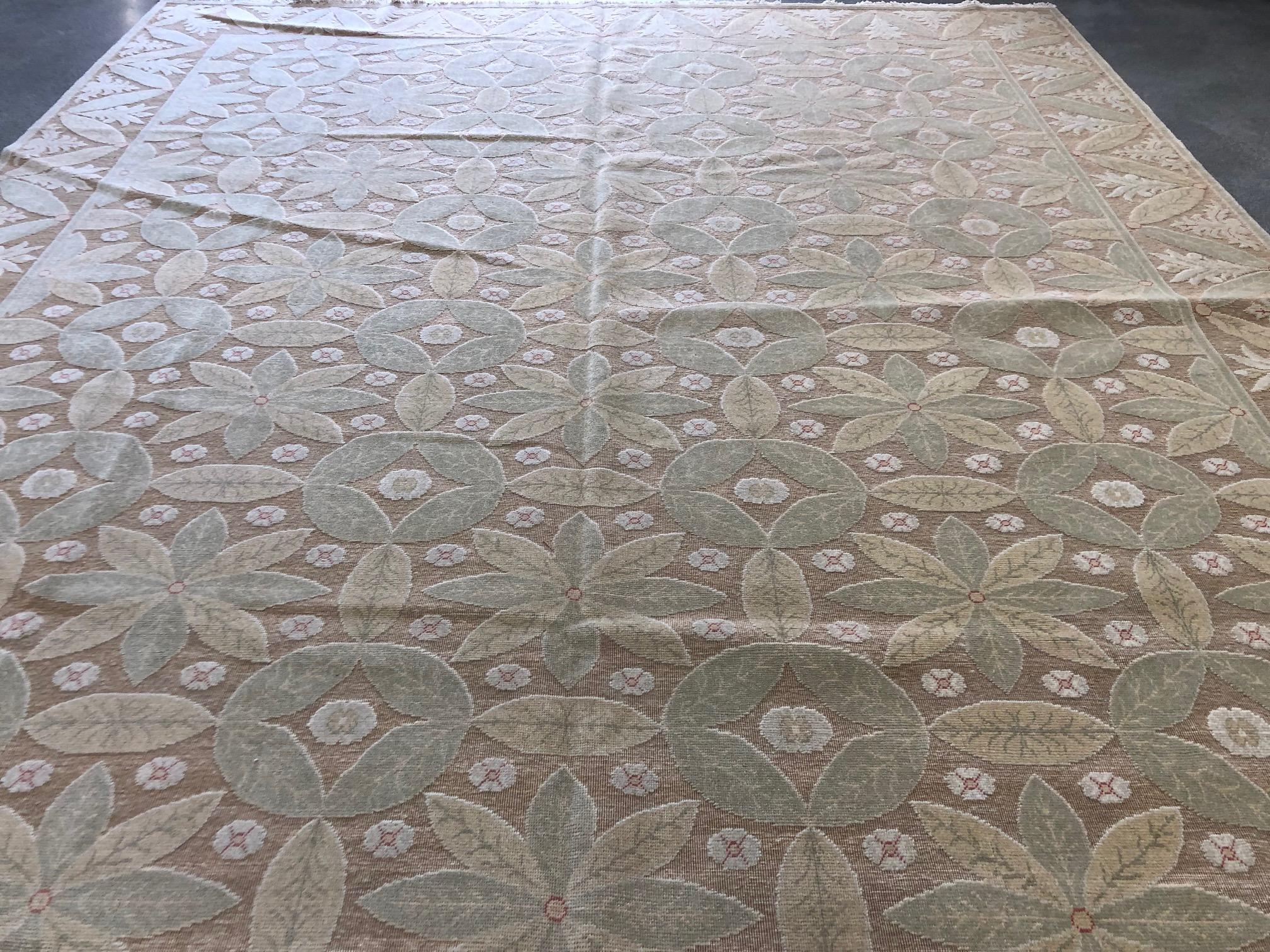 Noué à la main Tapis European Design marron, vert et jaune en vente