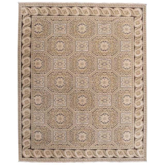 European Style Wool Area Rug 7'10 x 10' For Sale at 1stDibs
