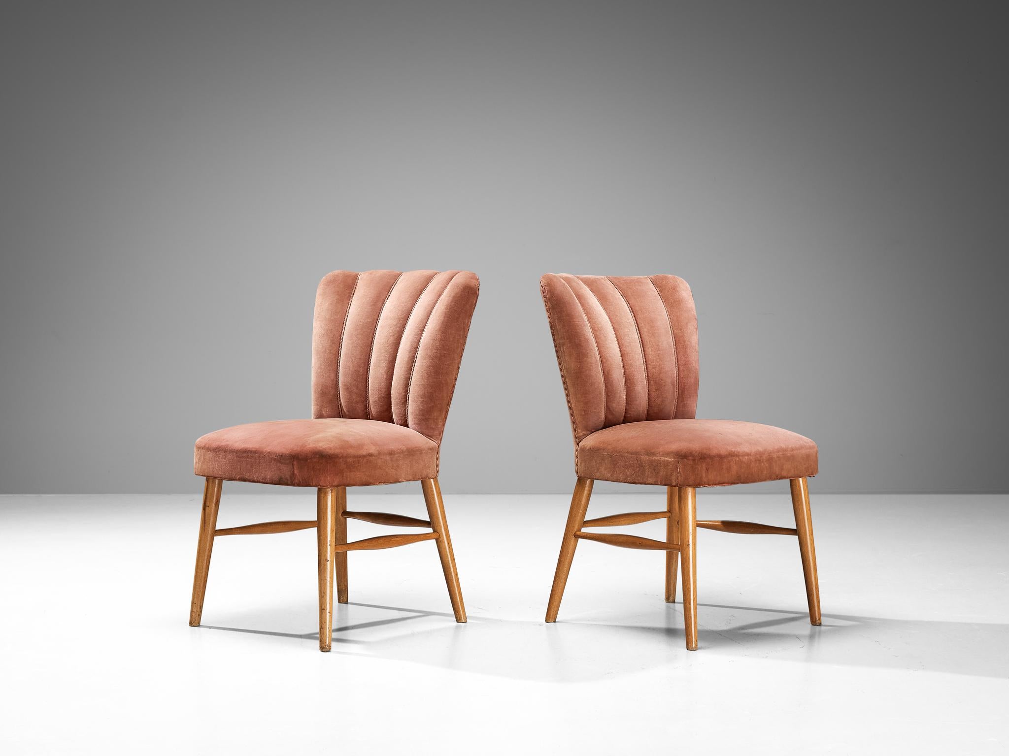 European Dining Chairs in Soft Pink Velvet Upholstery and Wood  For Sale 1