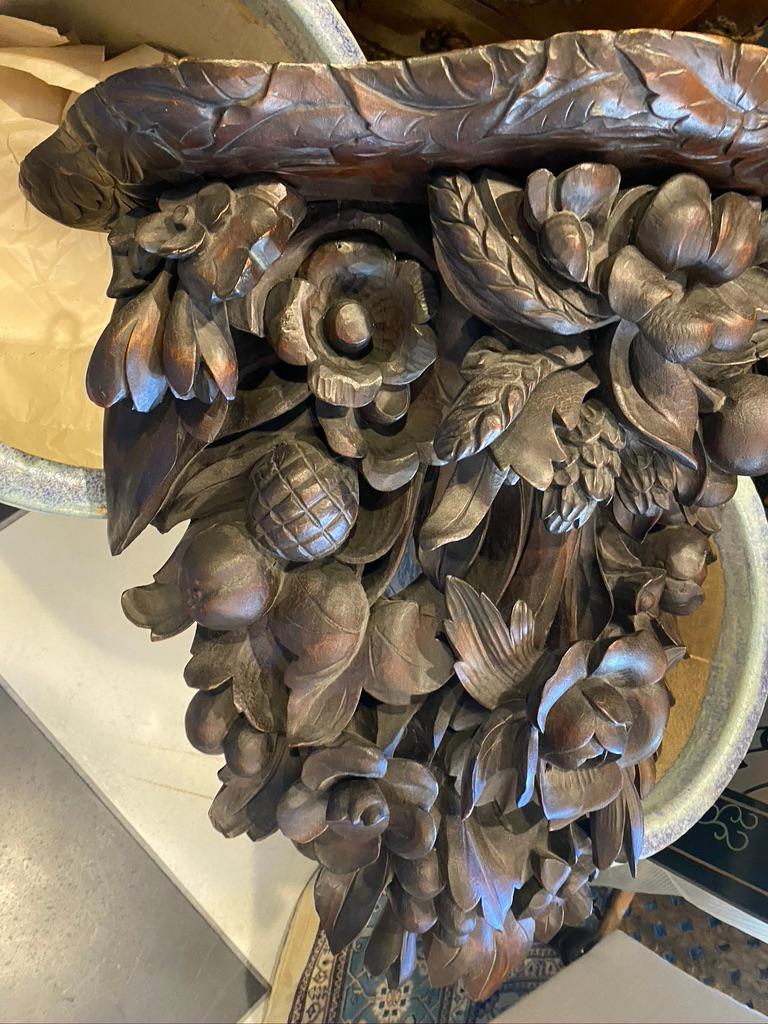 European Ex Large Wooden Sconce In Good Condition For Sale In Sarasota, FL
