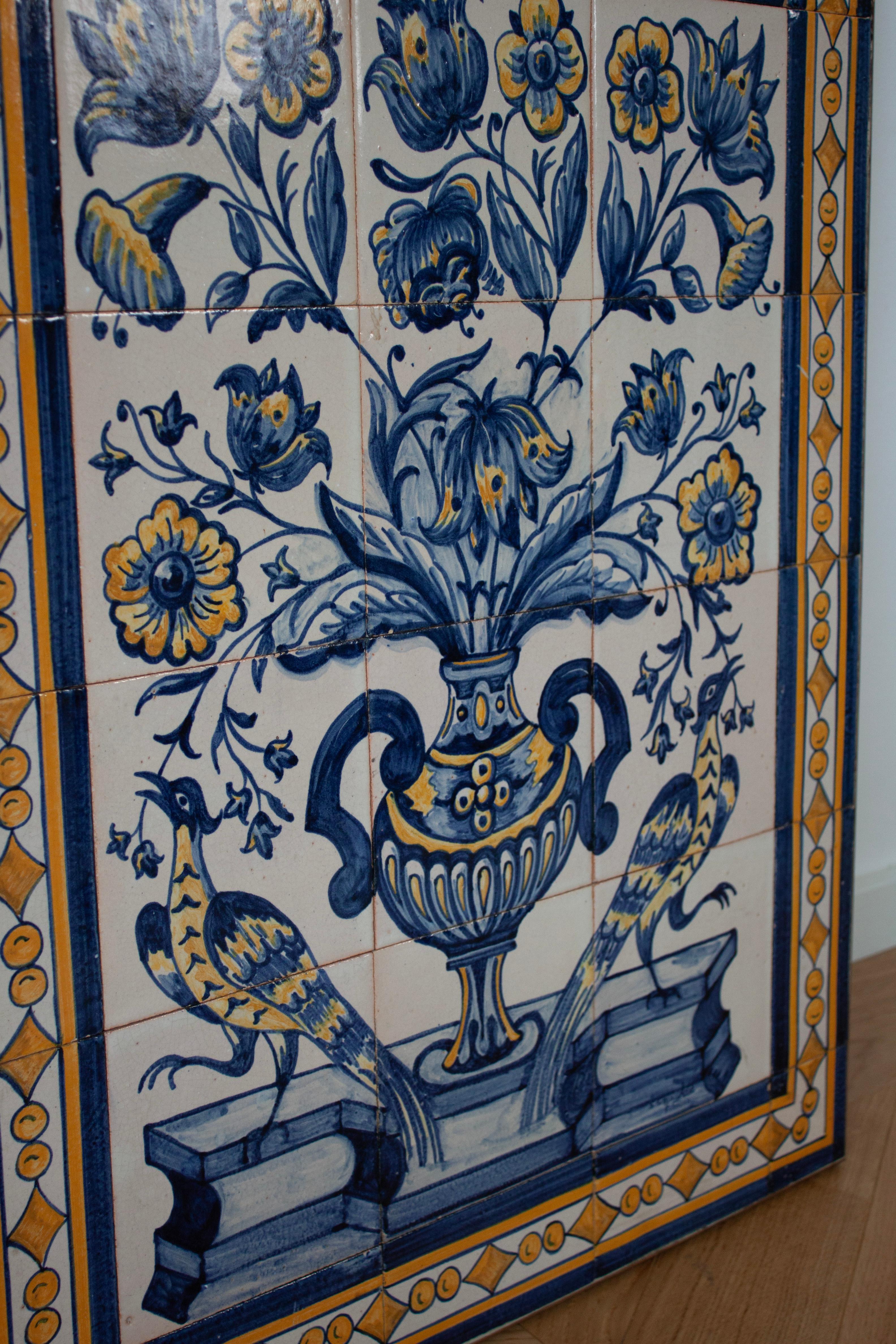 Europäische Blumen und Tiere blau und weiß gefliest Wand Kunstwerk Wand hängend  im Angebot 2