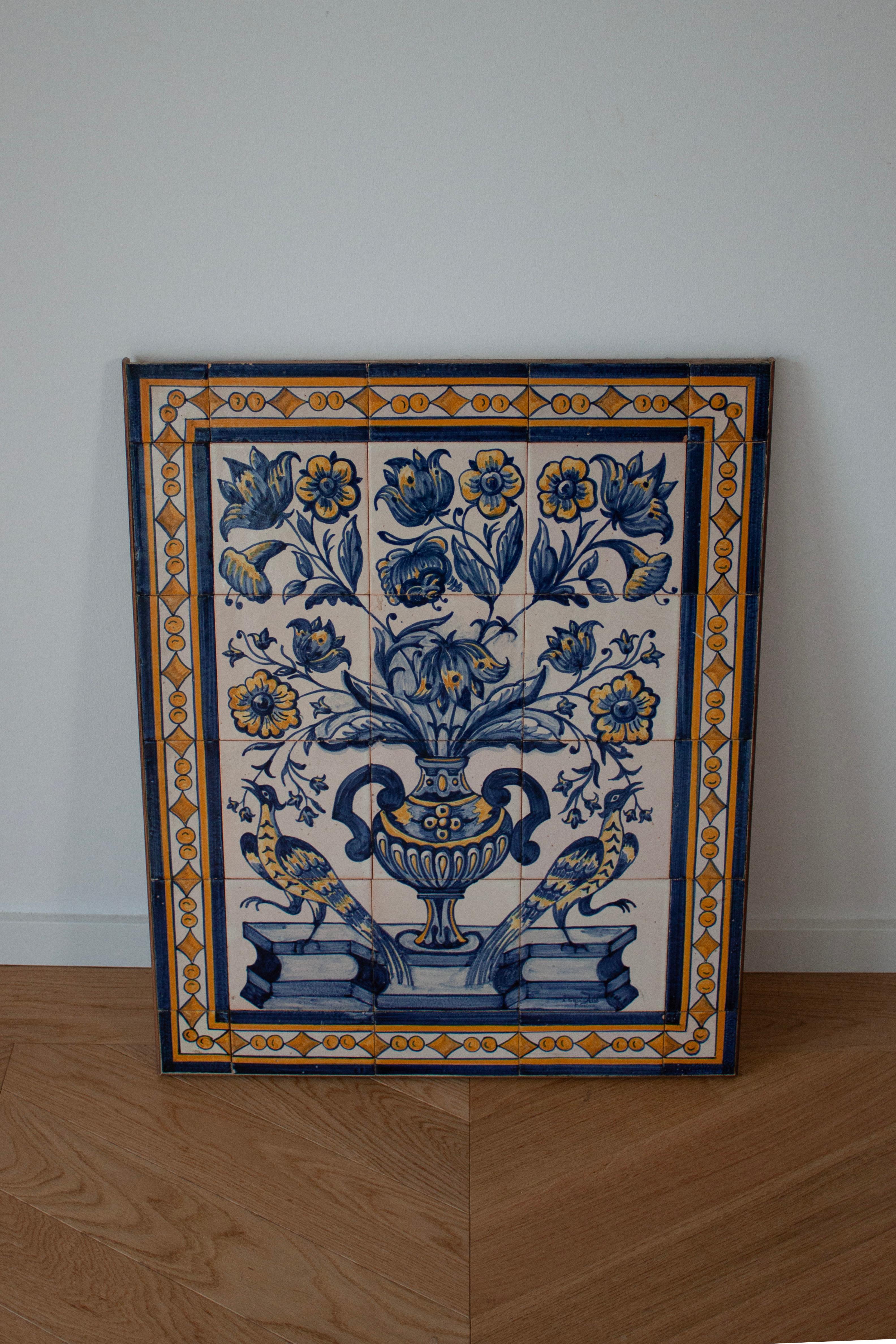 European Floral and Animal Blue and White Tiled Wall Artwork Wall Hanging  In Good Condition For Sale In Rümmingen, BW