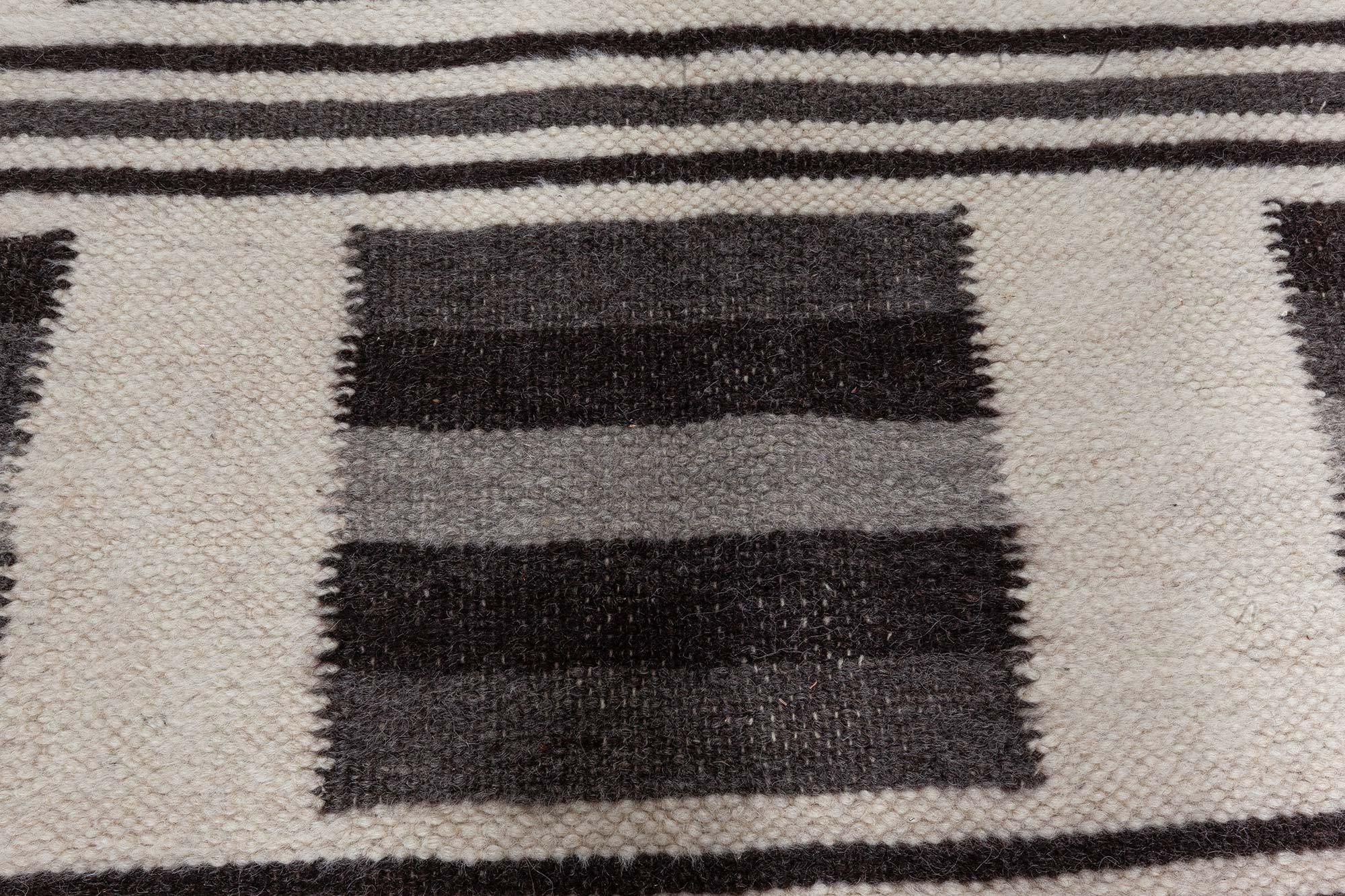 European Folk Stamverband VI Goat Hair Rug by Doris Leslie Blau Siglo XXI y contemporáneo en venta