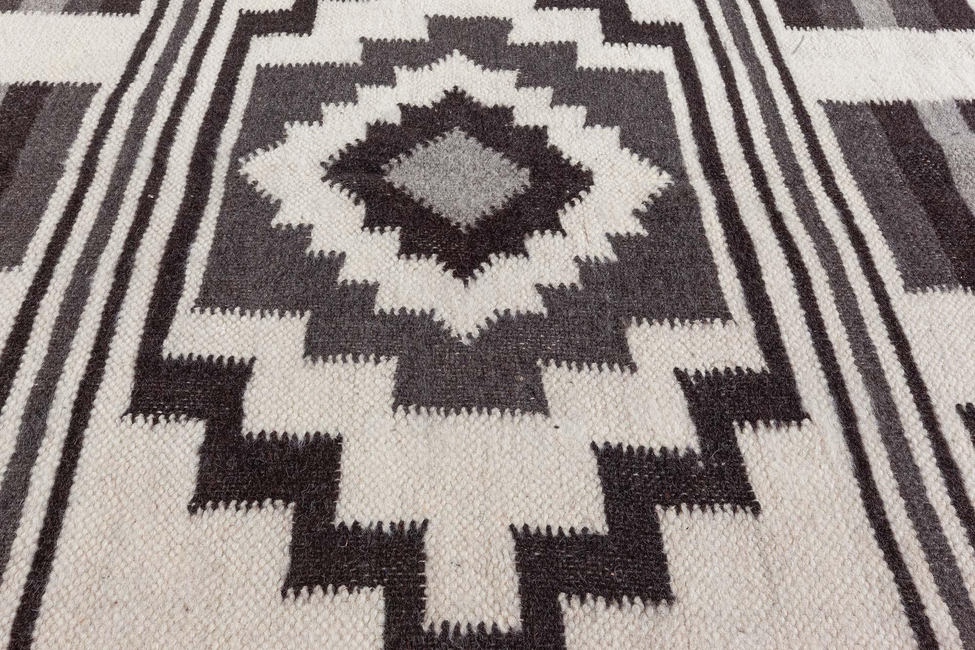 European Folk Stamverband VI Goat Hair Rug by Doris Leslie Blau en venta 1