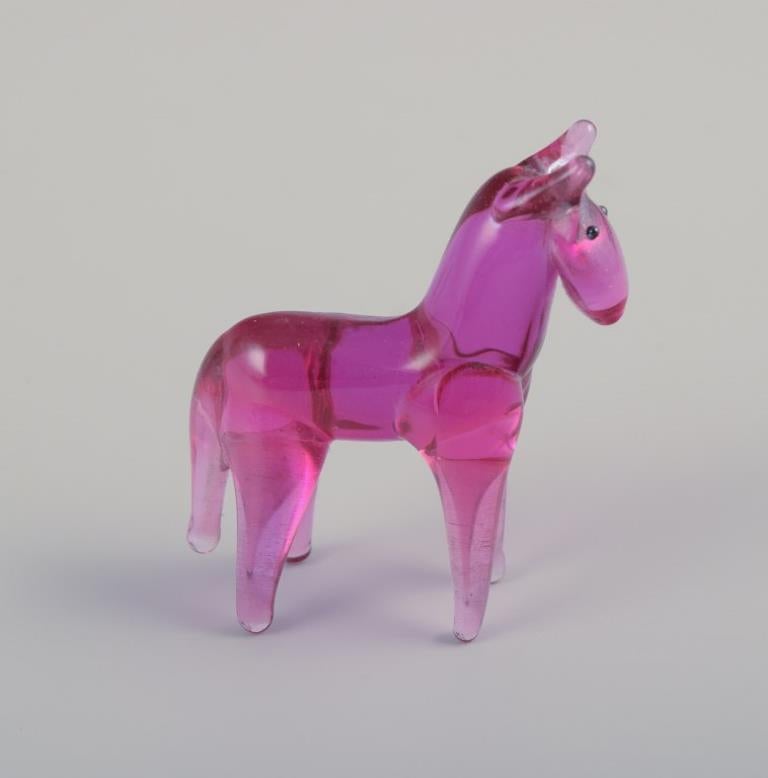 Artista europeo del vidrio. Cinco animales en miniatura en vidrio artístico. Ca. 1970s Desconocido en venta