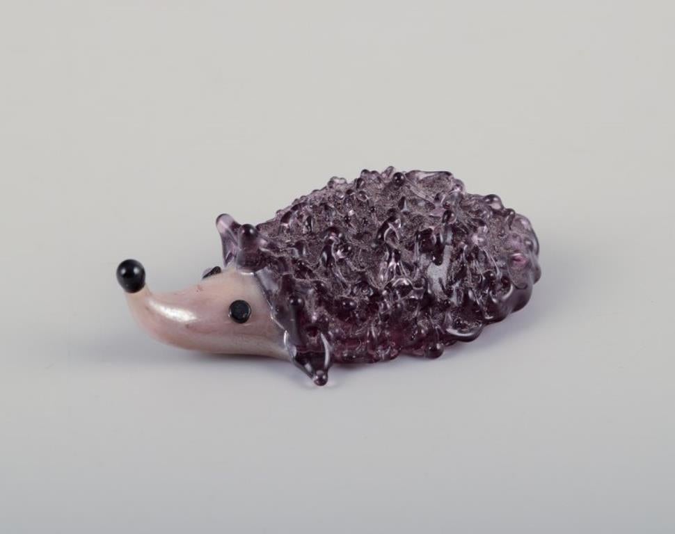 Sconosciuto Artista del vetro europeo. Cinque animali in miniatura in vetro artistico. Ca. 1970s in vendita