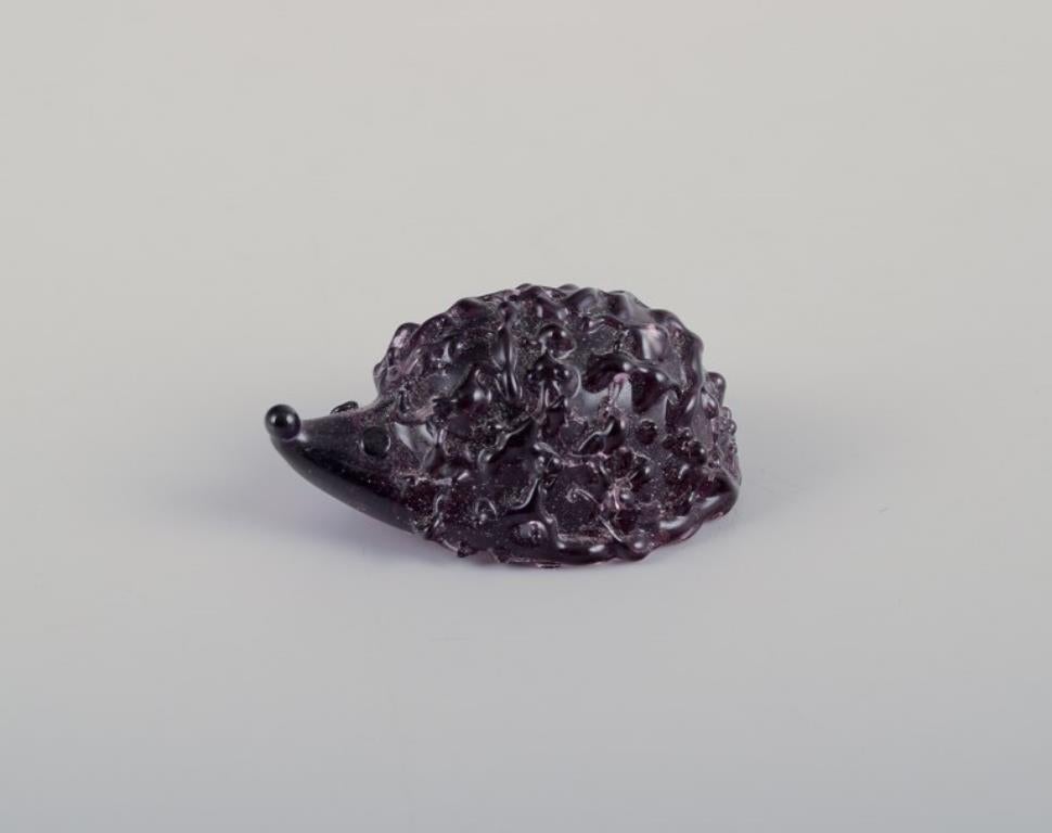 Artista del vetro europeo. Cinque animali in miniatura in vetro artistico. Ca. 1970s In condizioni ottime in vendita a Copenhagen, DK